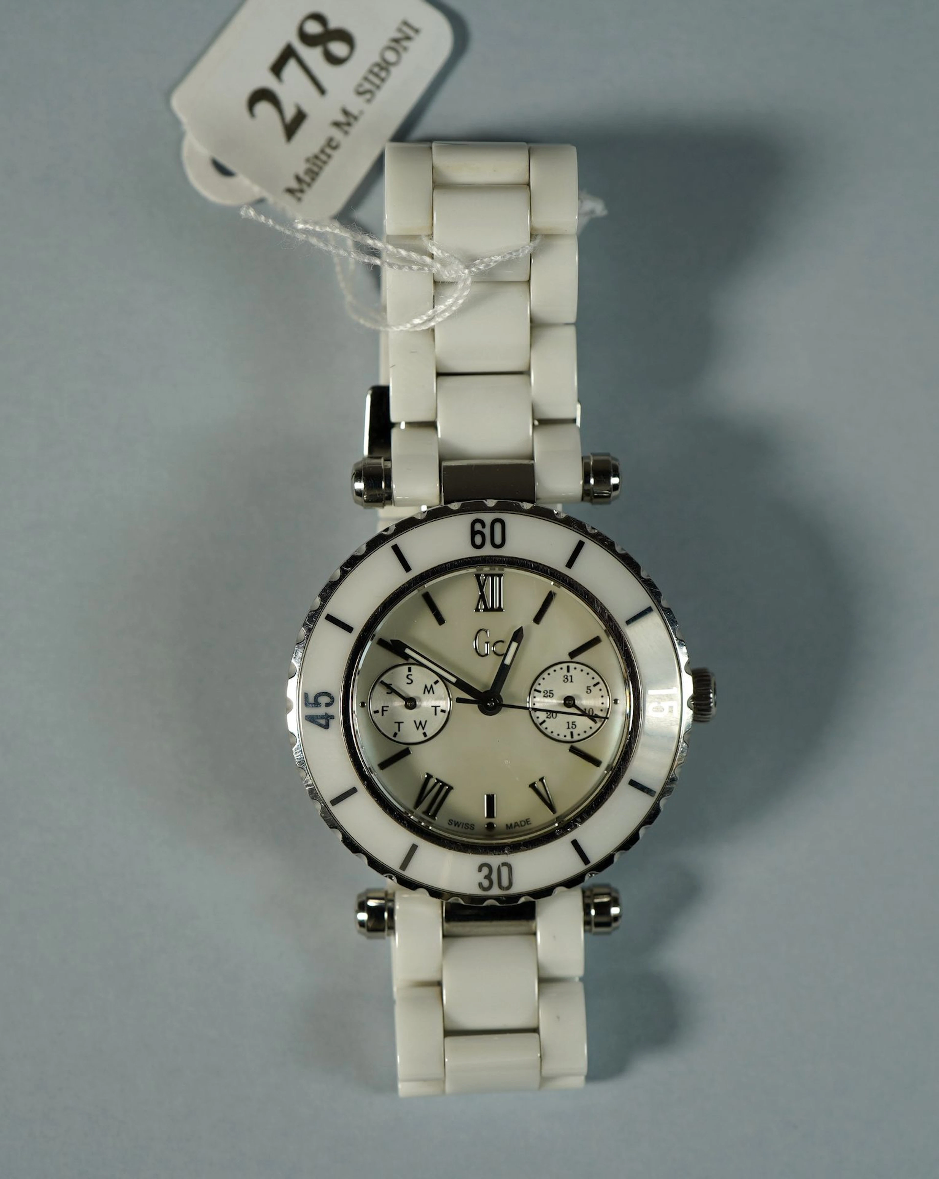 278- GUESS Collection Montre GC de dame,... - Lot 278 - Siboni