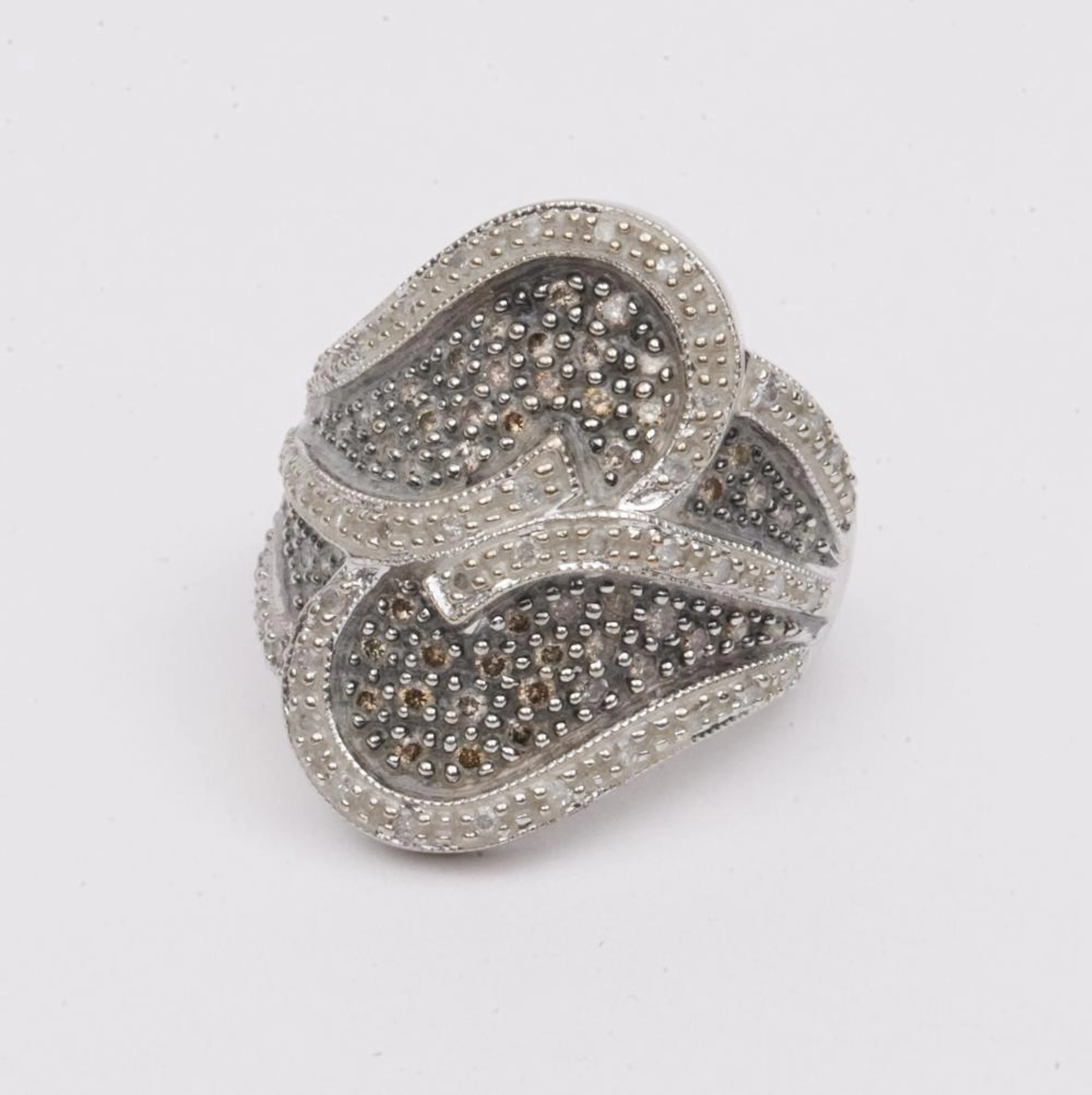 10kt White Gold Diamond Ring