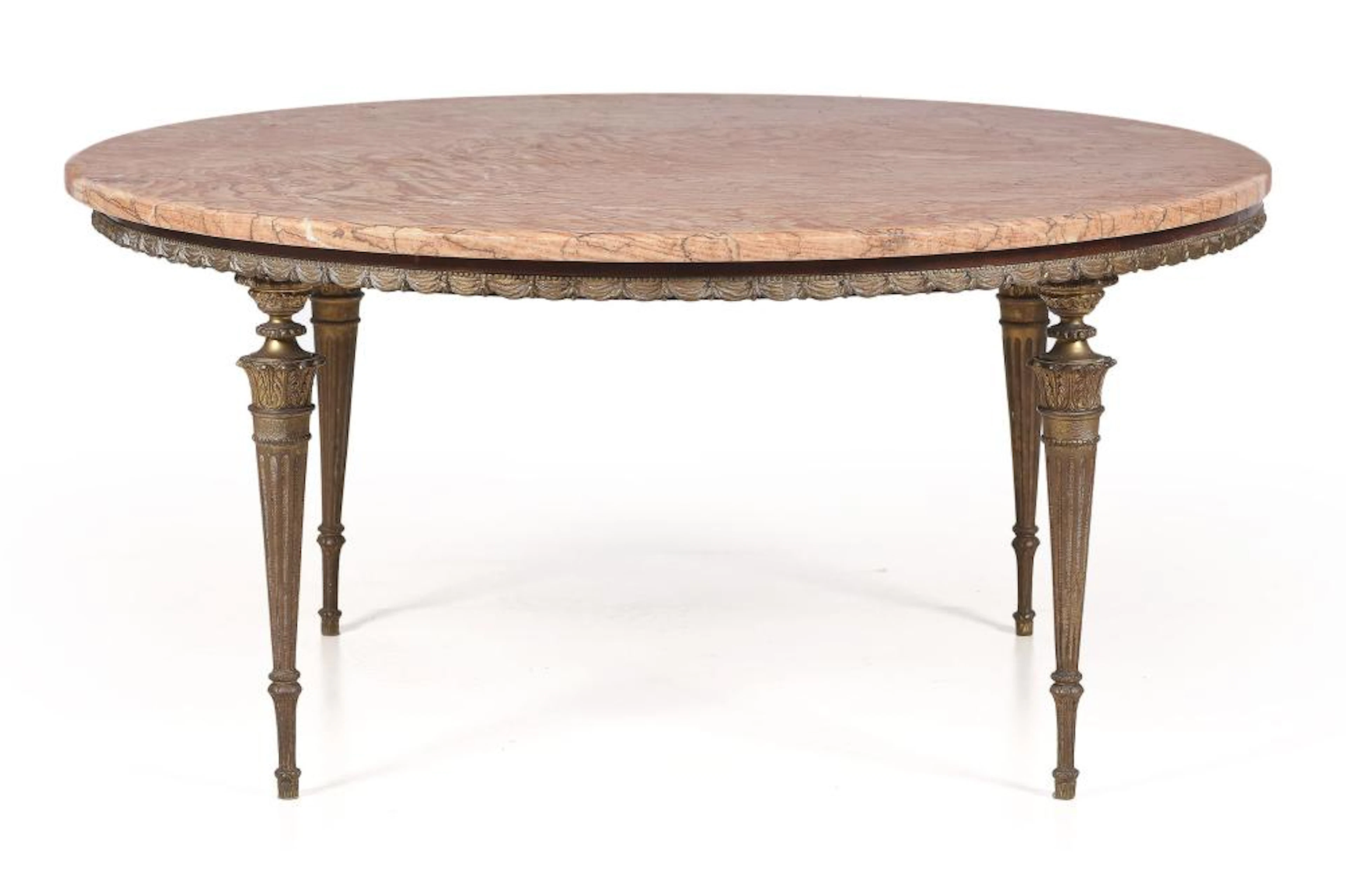 Mesa realizada en bronce con encimera de mármol?