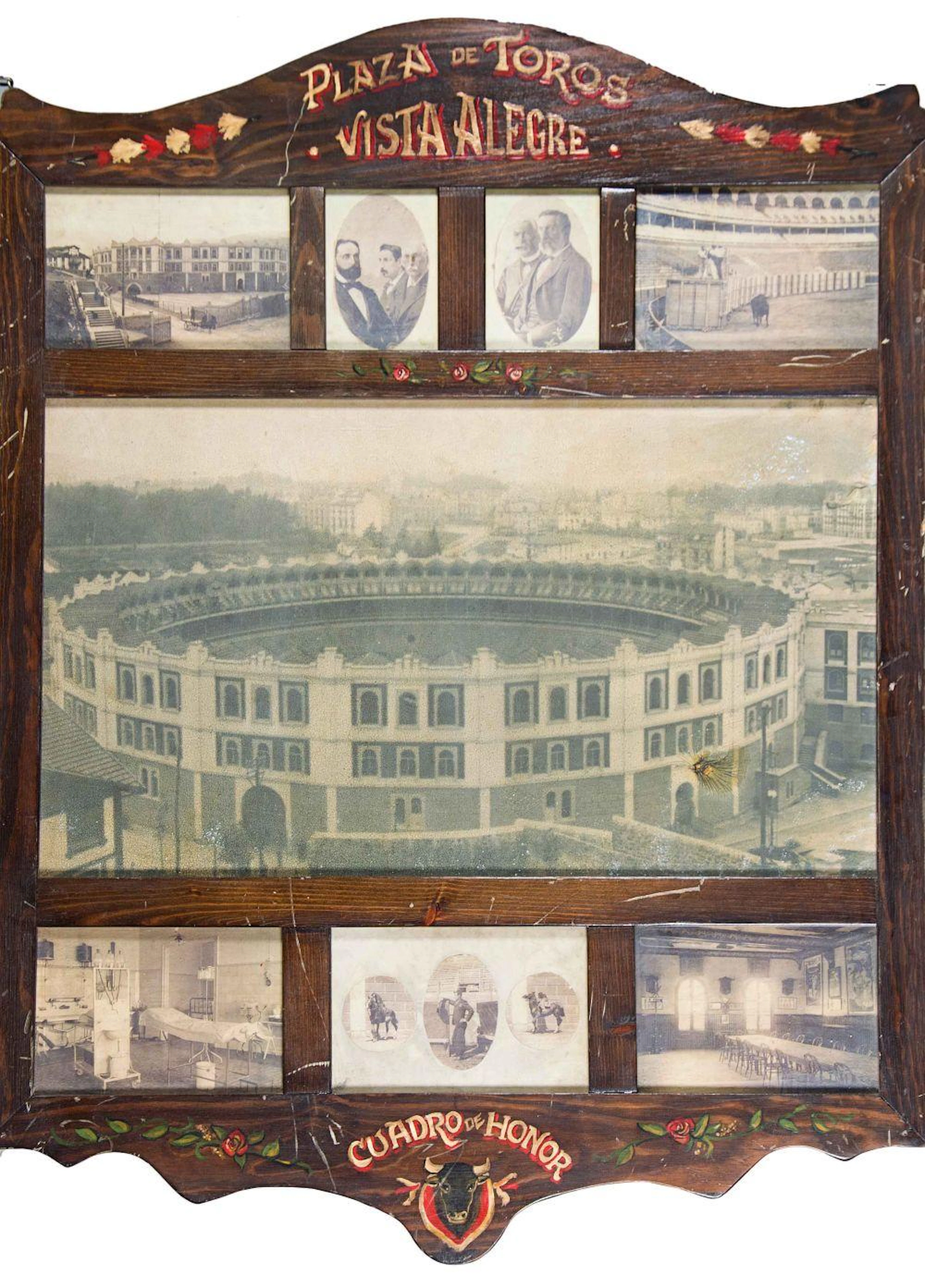 CONJUNTO DE FOTOGRAFÍAS ENMARCADAS DE LA PLAZA DE TOROS VISTA ALEGRE.