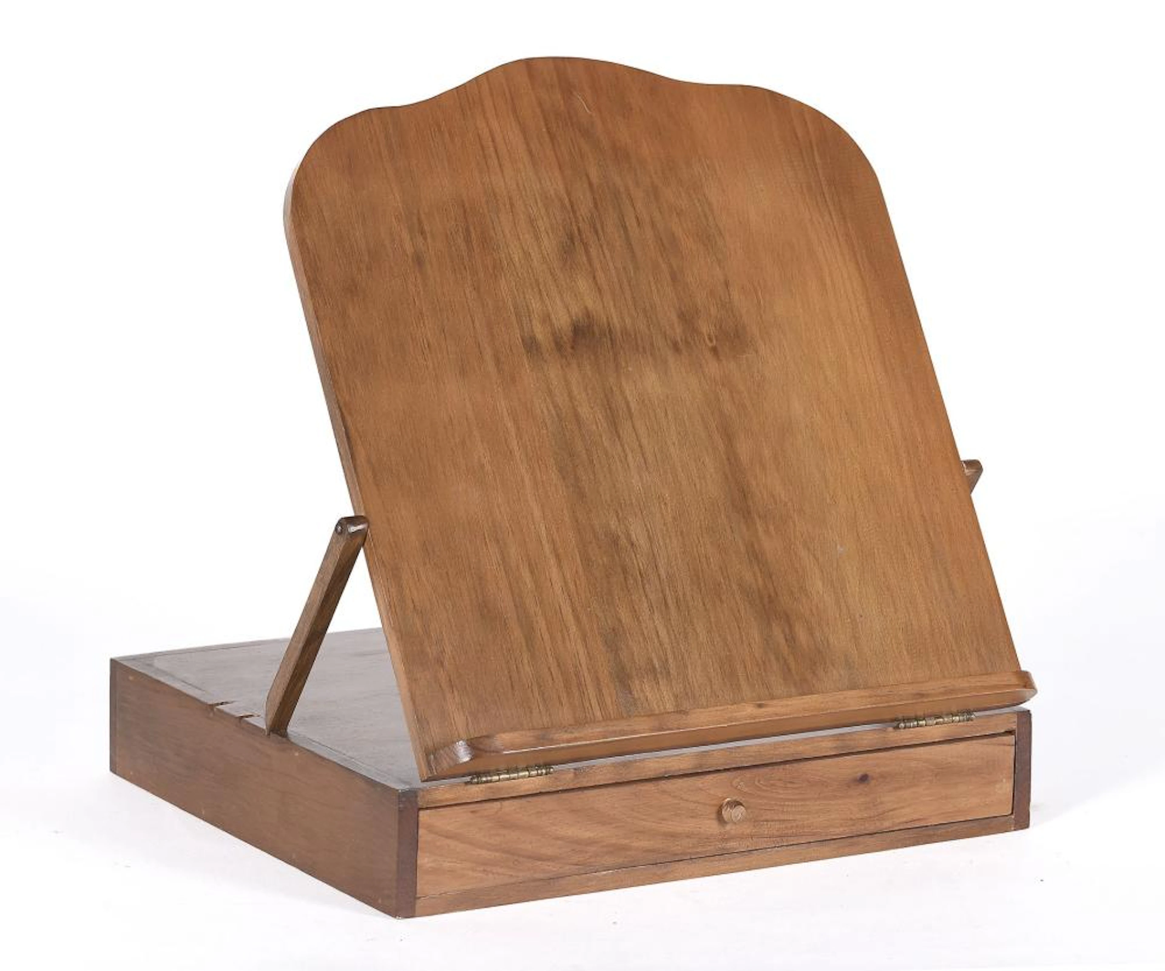 Atril de viaje con cajón realizado en madera.?