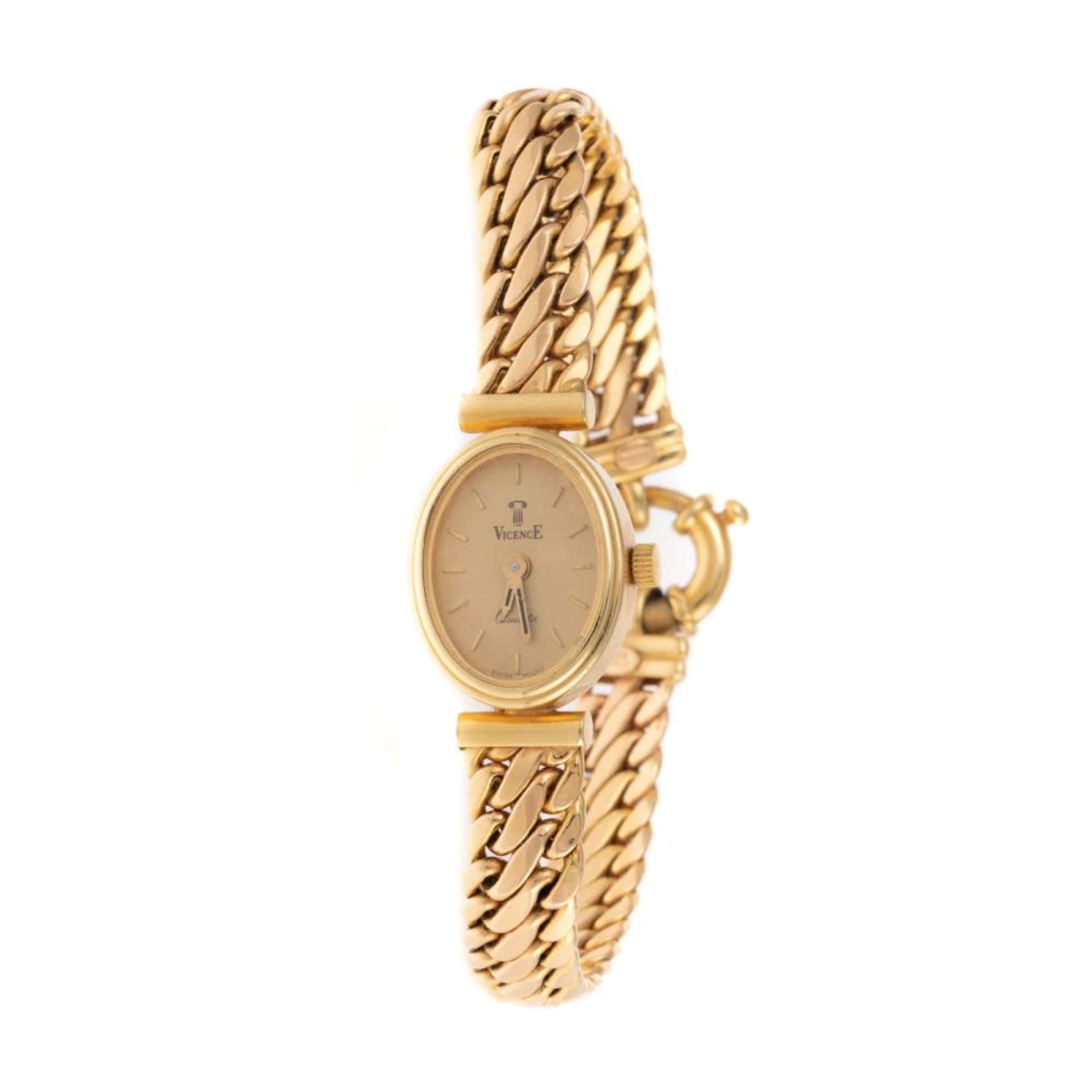 A Oval-Face Vicence Watch in 14K