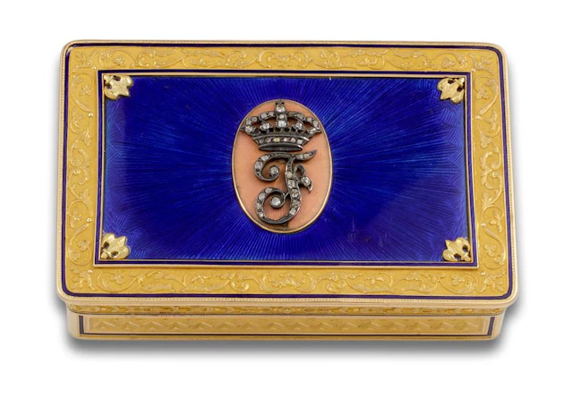 SNUFF BOX, FRANCE 19th century CENTURY, IN GOLD, SILVER, ENAMEL AND DIAMONDS