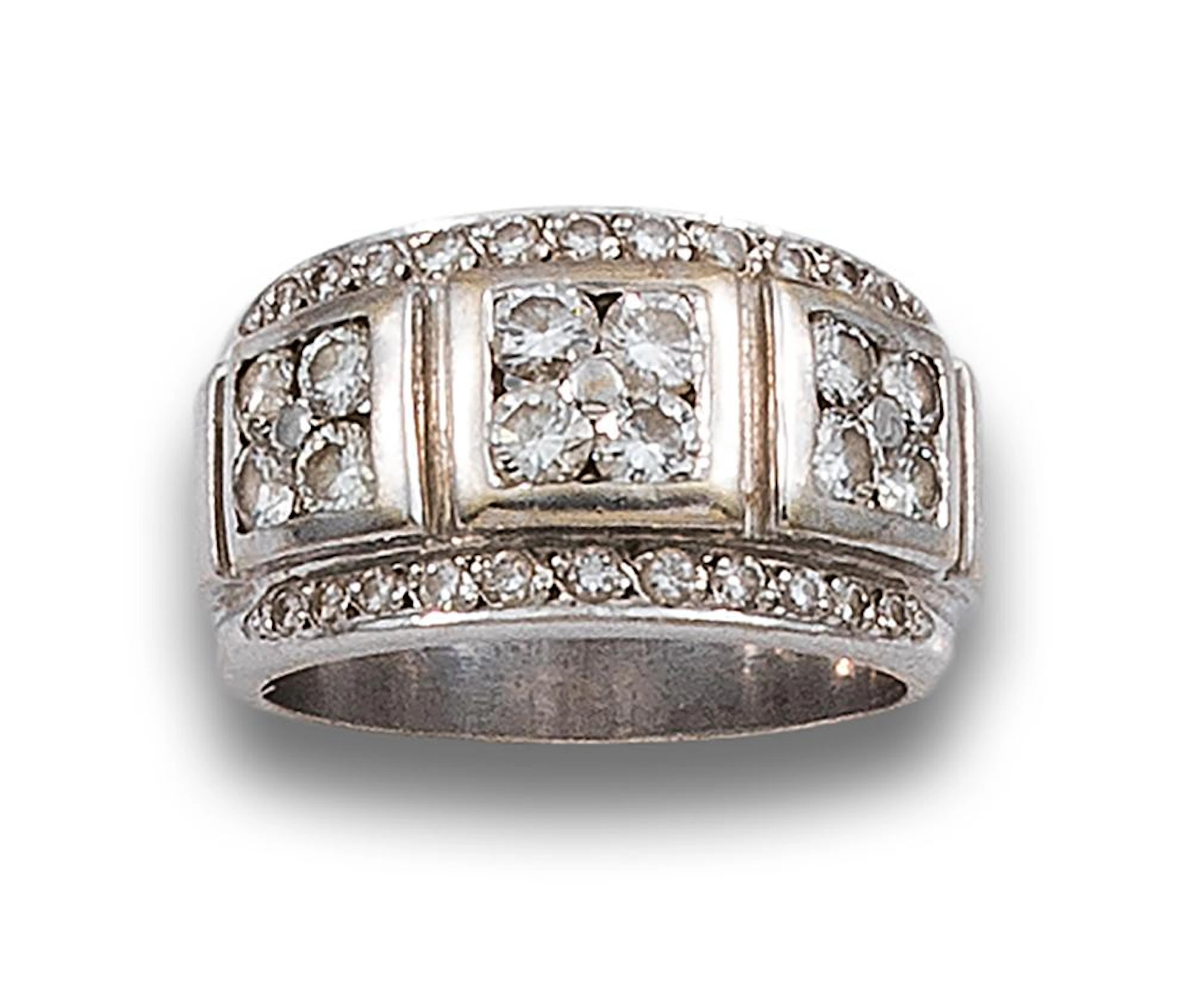 WIDE RING IN GOLD AND DIAMONDS