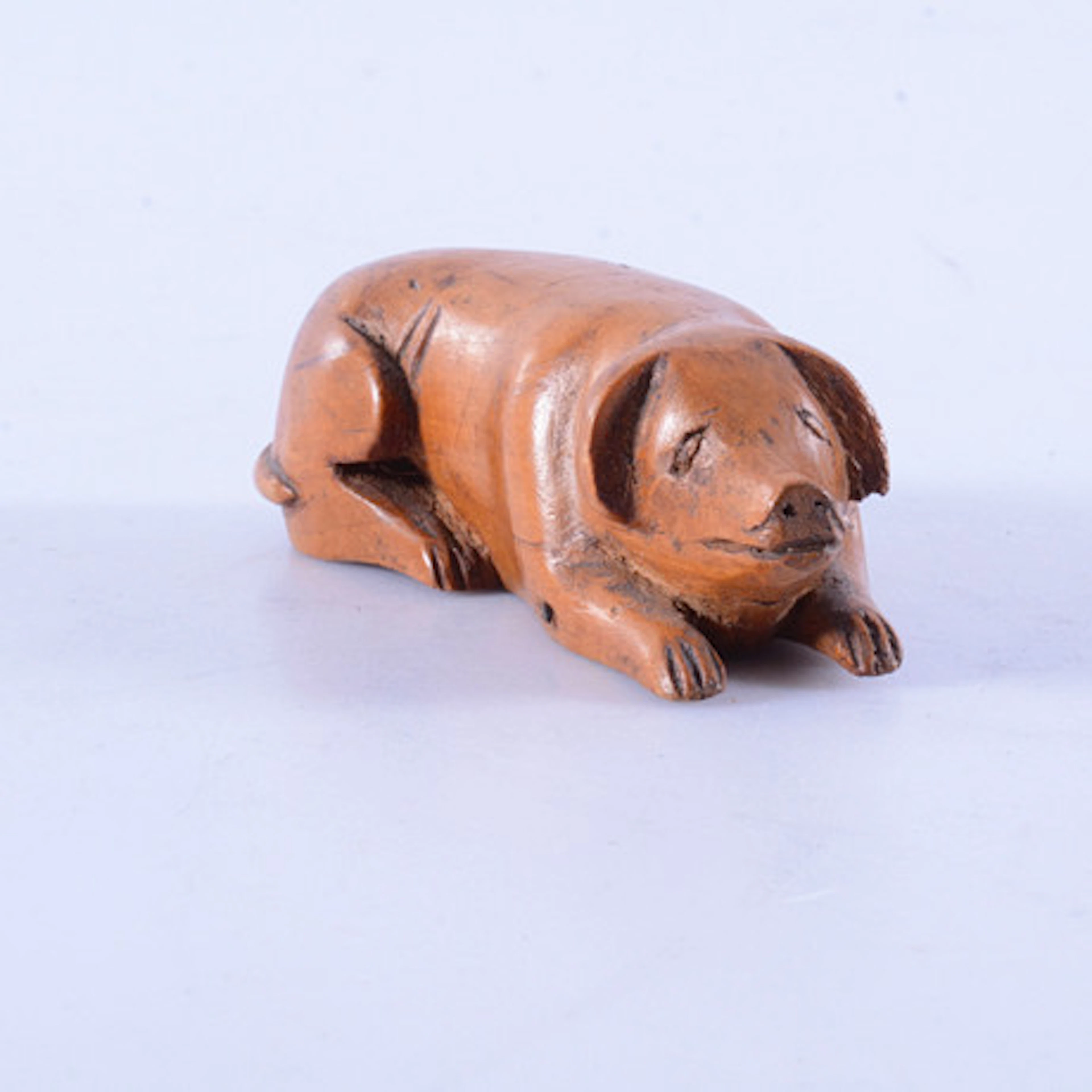 SNUSHUND, trä, 1800-tal.