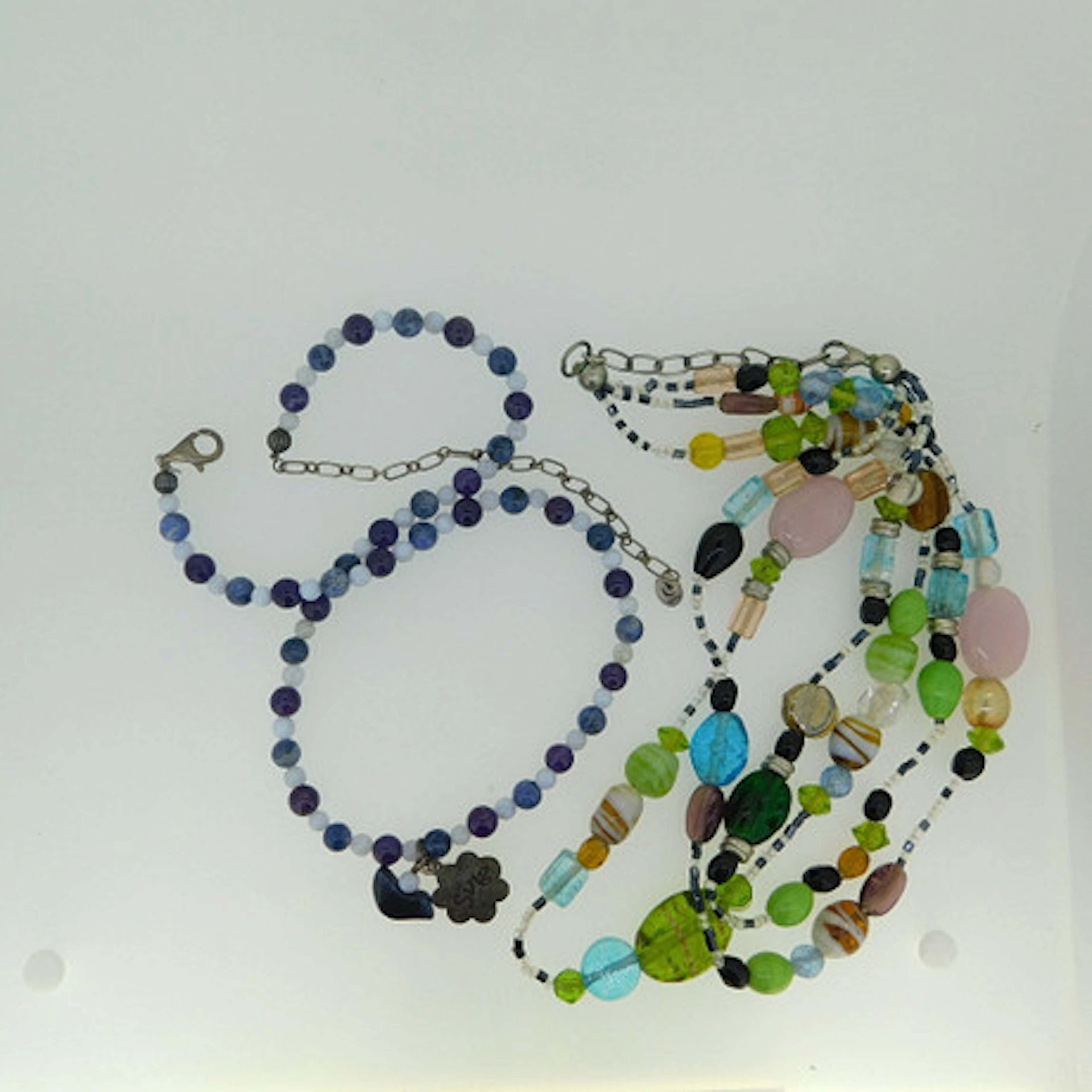 2 HÅRDA STEN HALSBAND INC SJUNGA SODALITE …