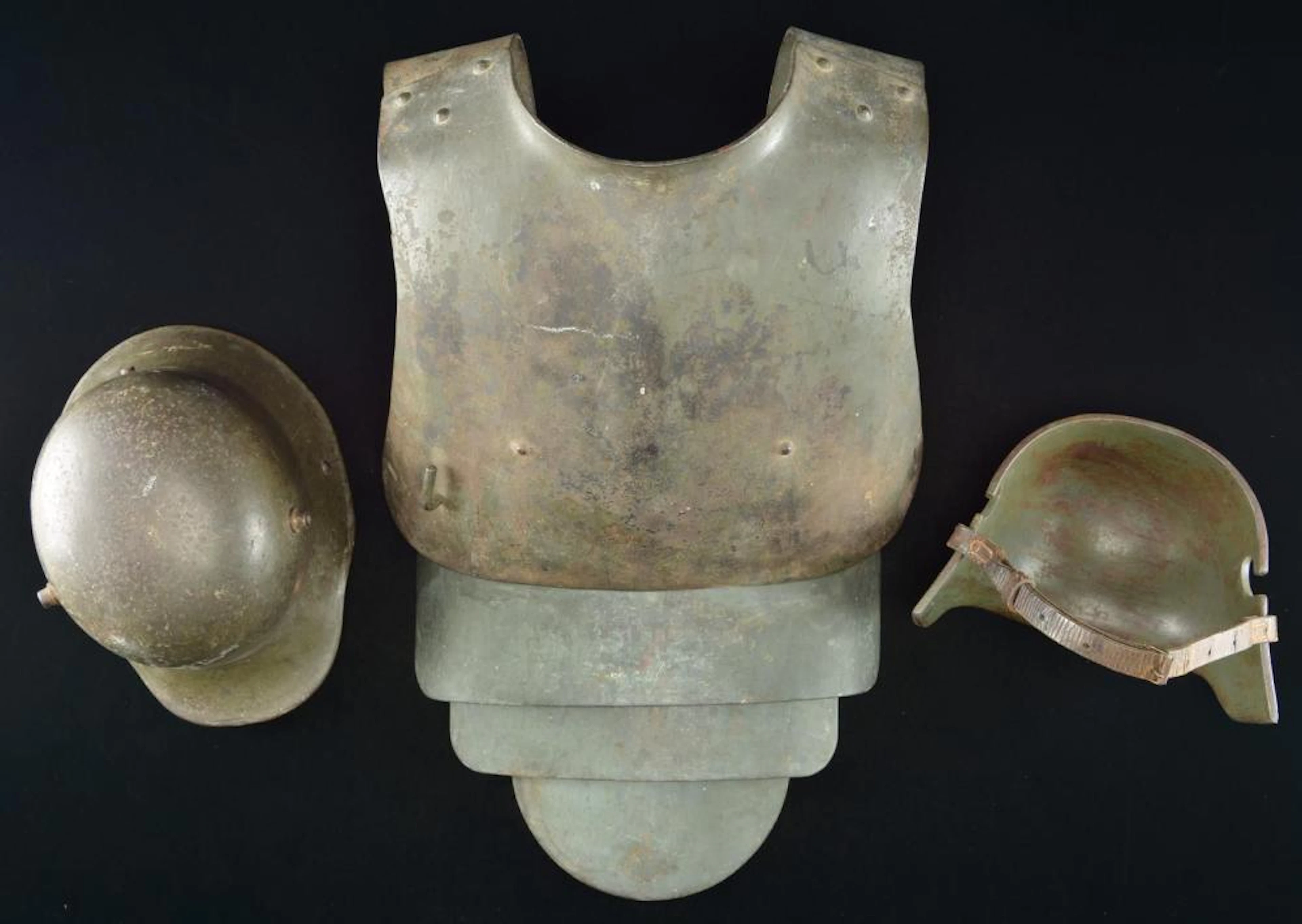 WWI GERMAN M1916/17 HELMET WITH STIRNPANZER &
