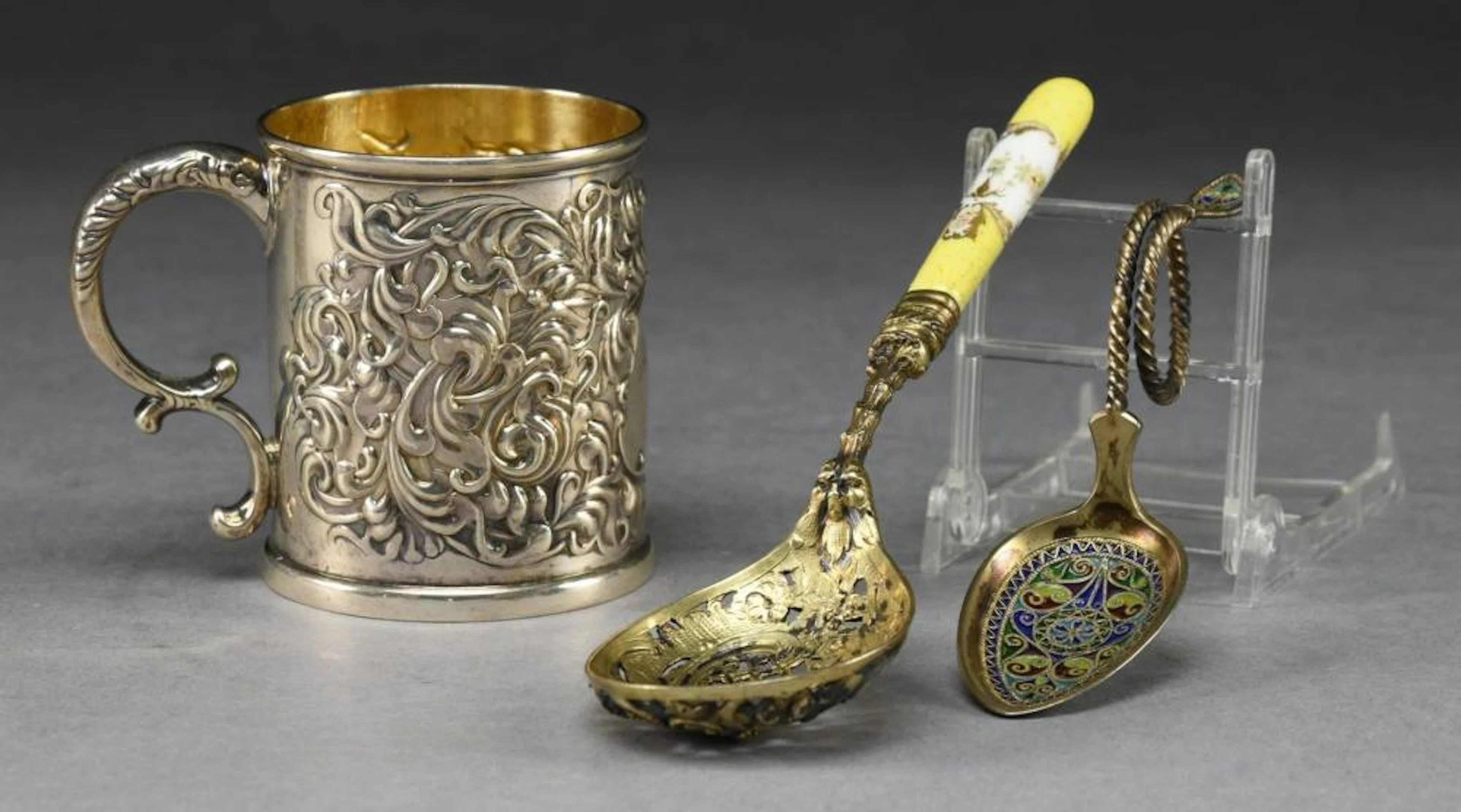 3 PCS OF ORNATE STERLING ITEMS; ONE DECORATED WITH