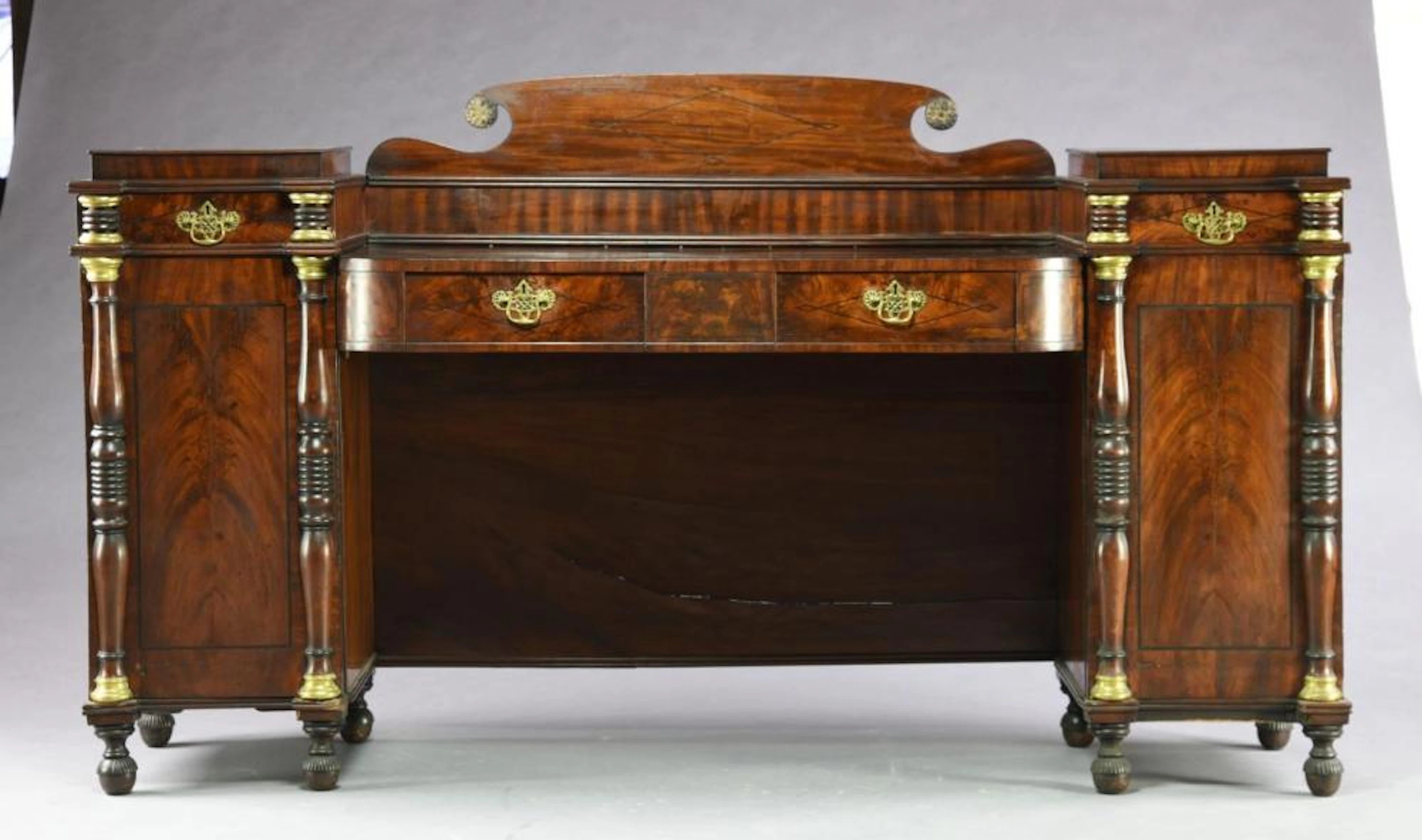 SHERATON CLASSICAL REVIVAL MAHOGANY SIDEBOARD.