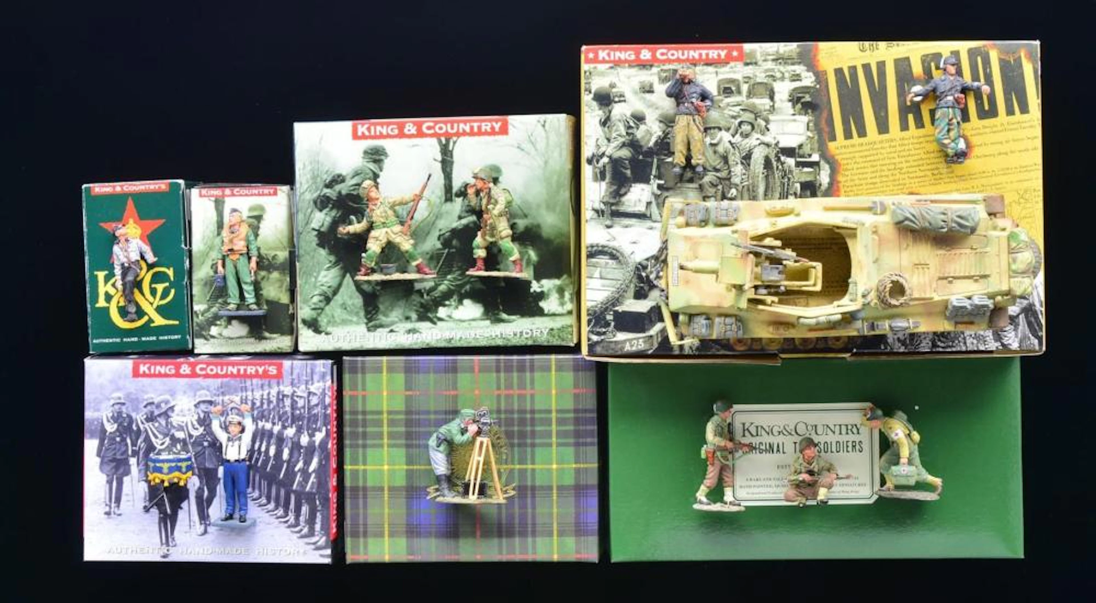LARGE LOT OF KING & COUNTRY MINIATURES.