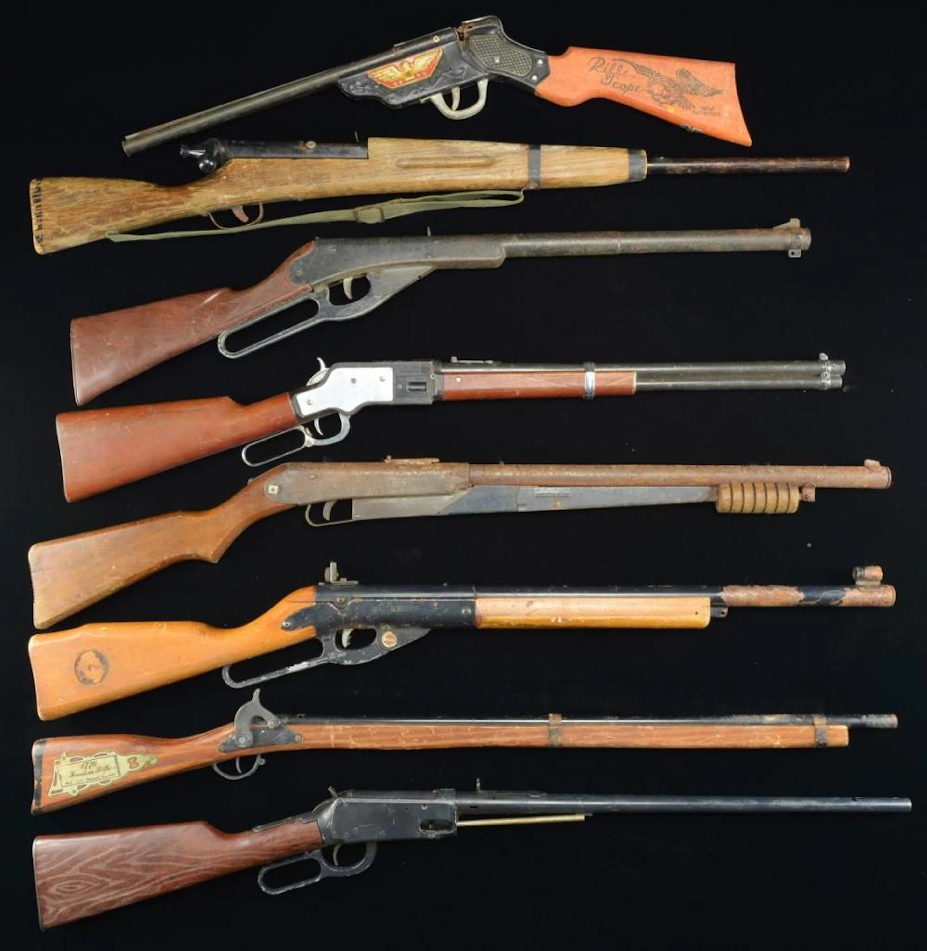 30+ TOY & AIR GUN LOT.