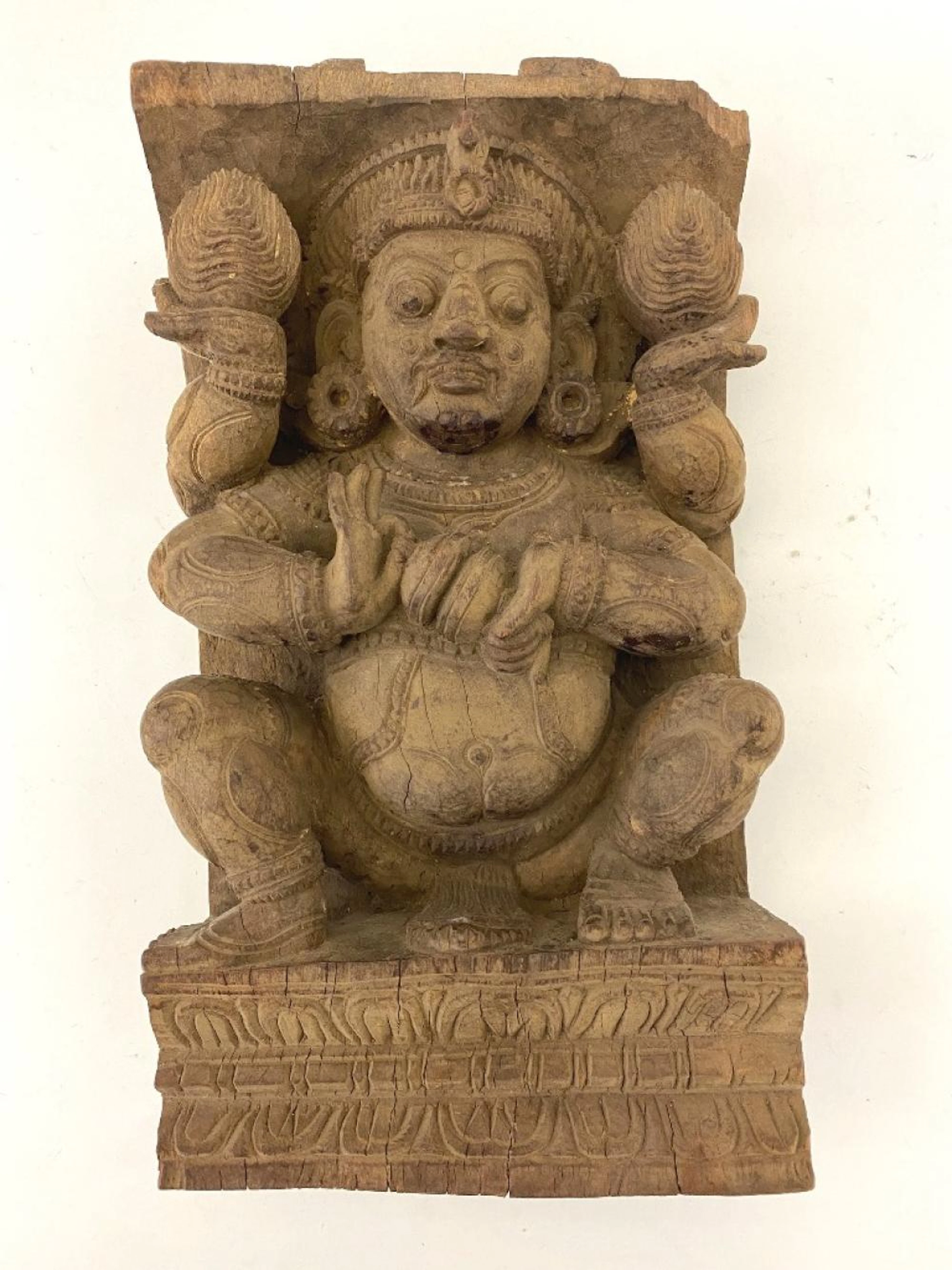 INDIAN 19TH CENTURY FOUR-ARMED RELIEF HAND CARVED WOODEN ARCHITECTURAL ELEMENT.