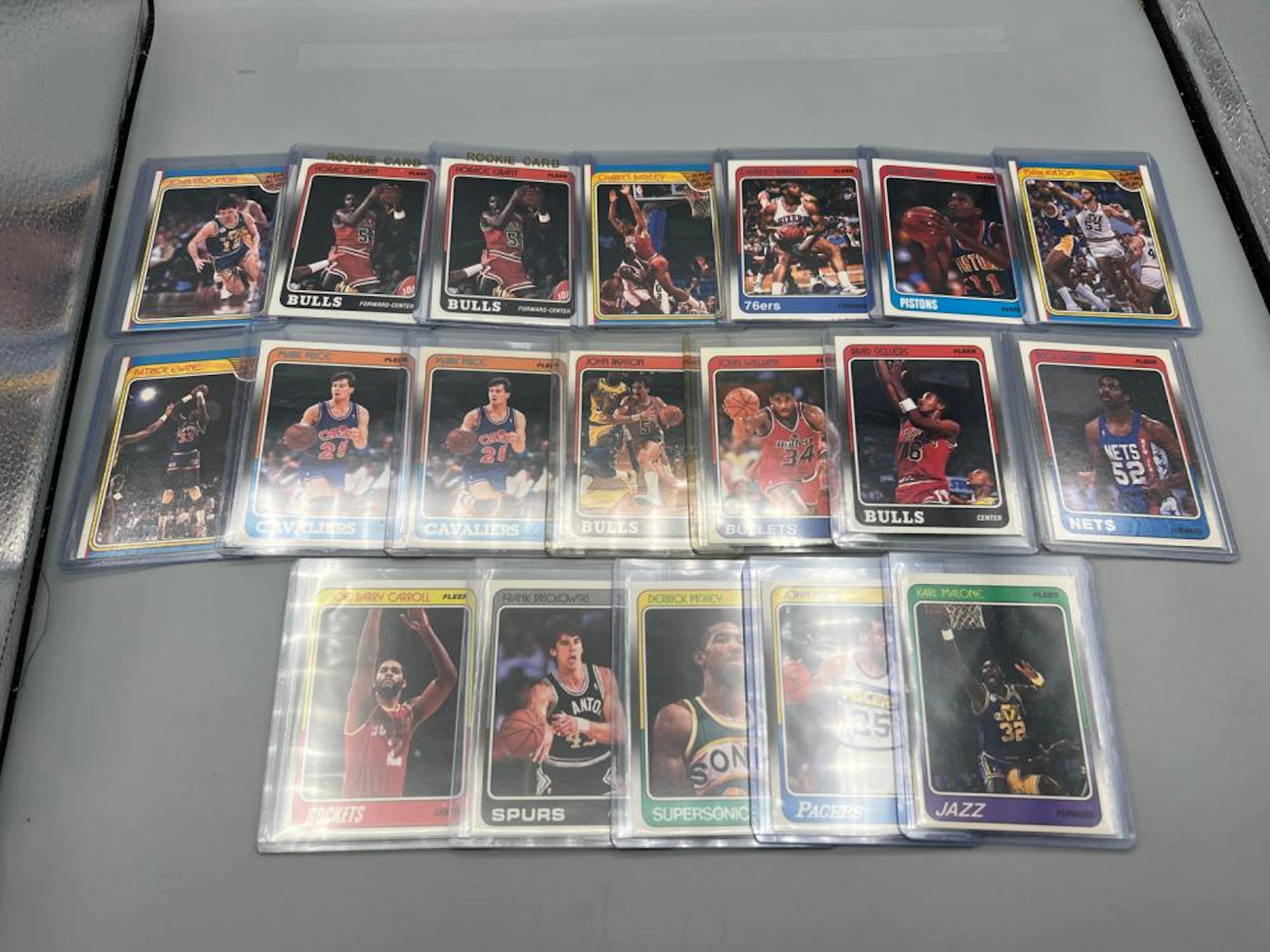 Lot of (19) 1988 Fleer Basketball Cards - Horace Grant RCs
