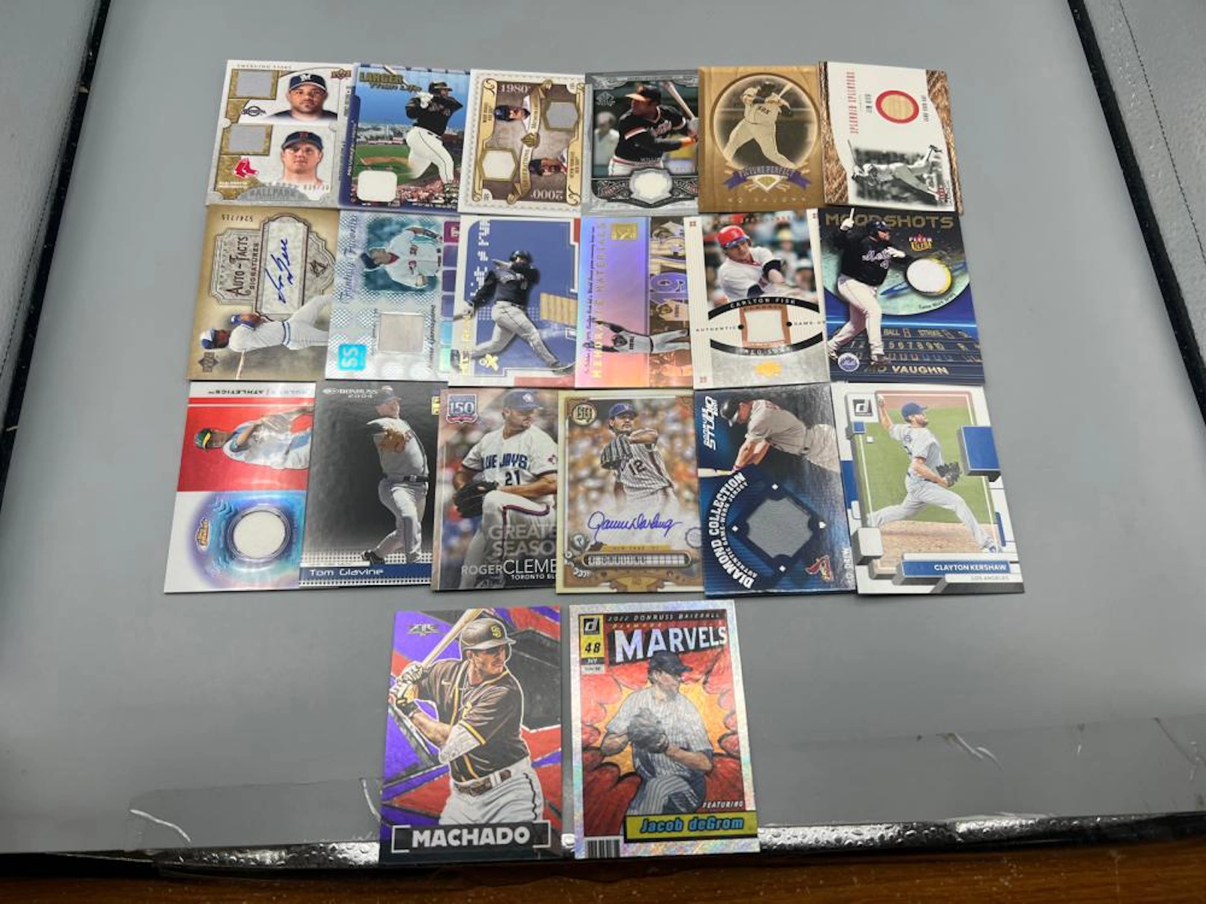 Modern and Vintage Baseball Star Auto