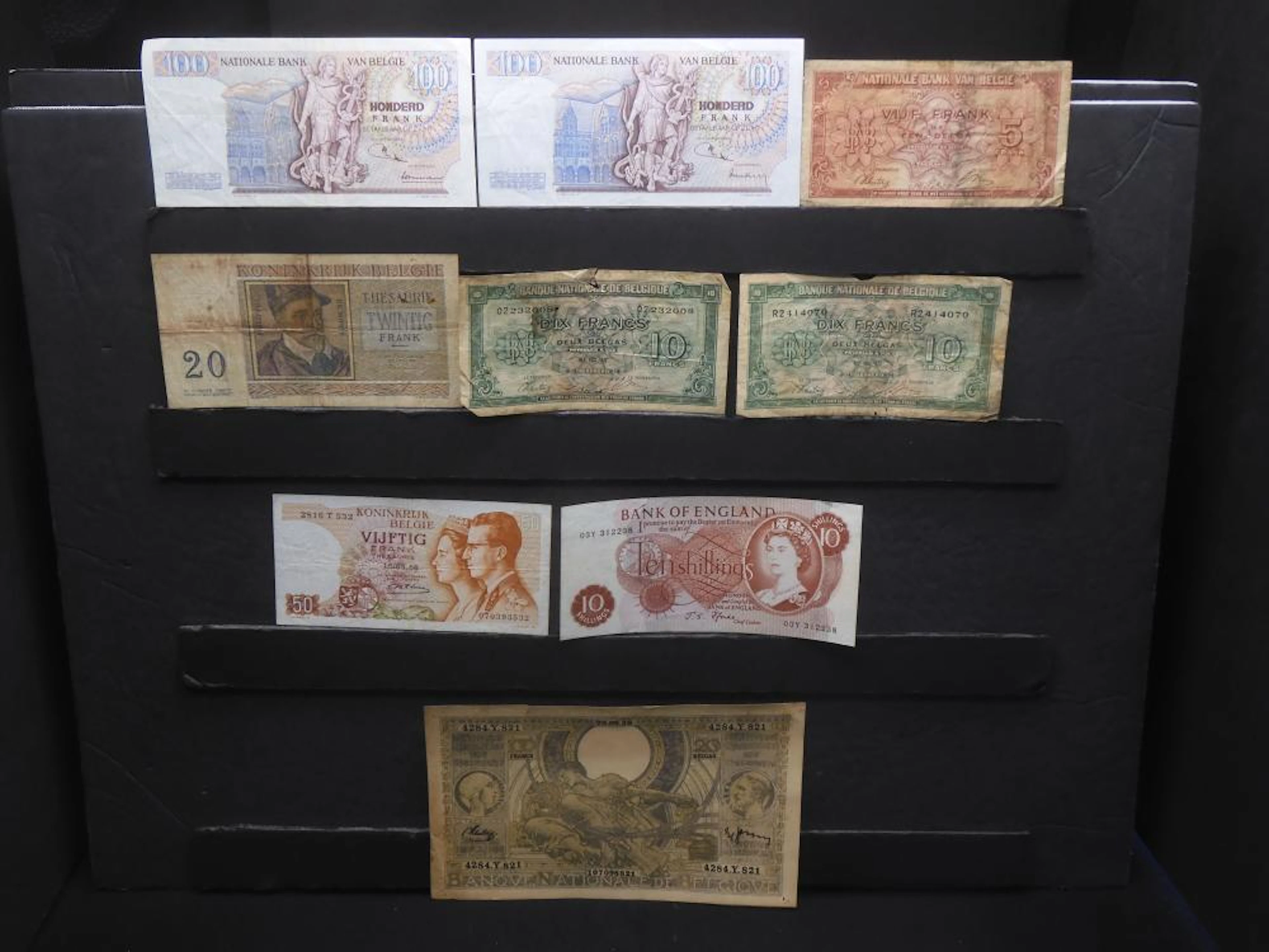 9 Assorted European Notes