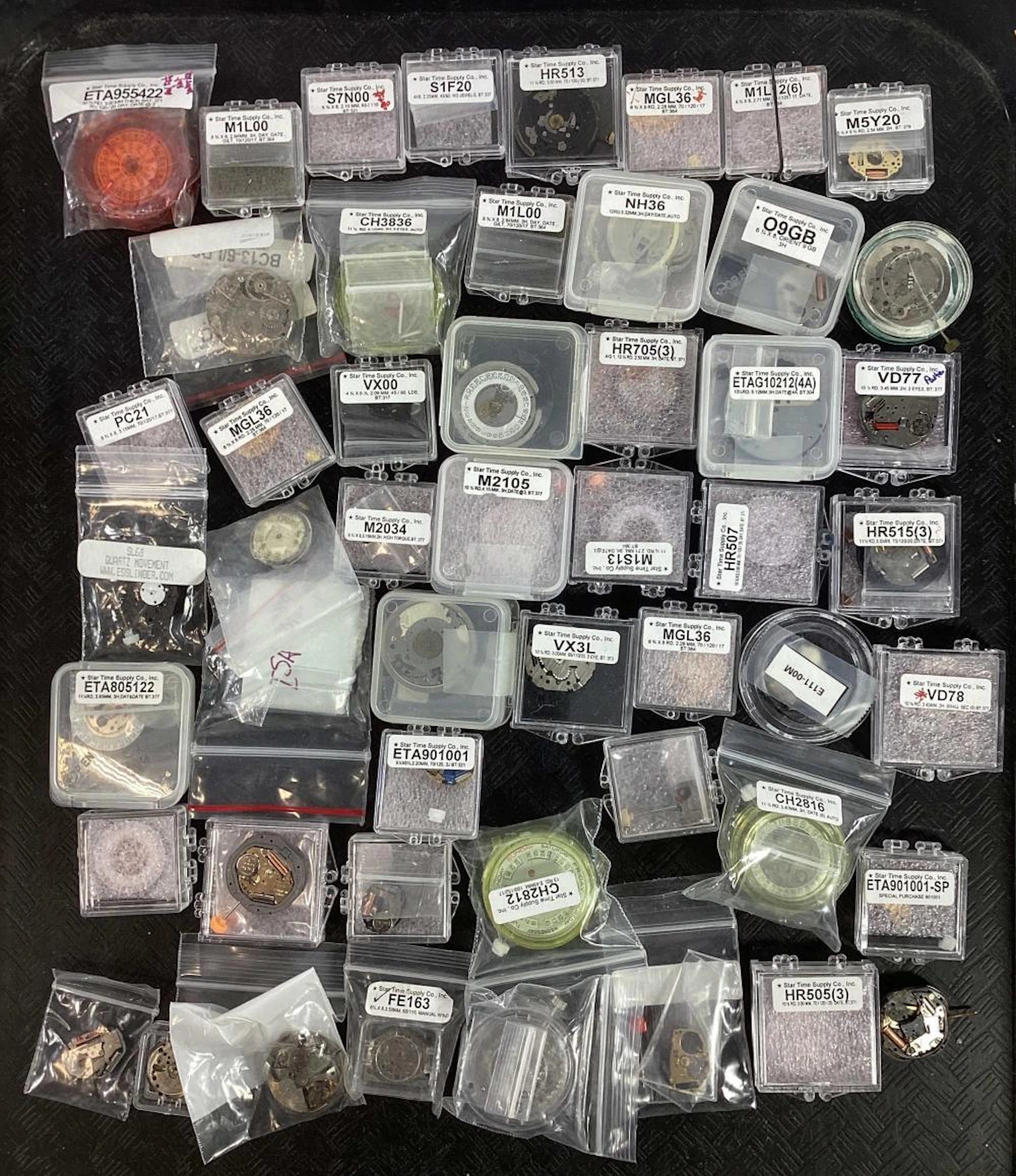 (45+) Vintage Quartz Movement Watch Parts