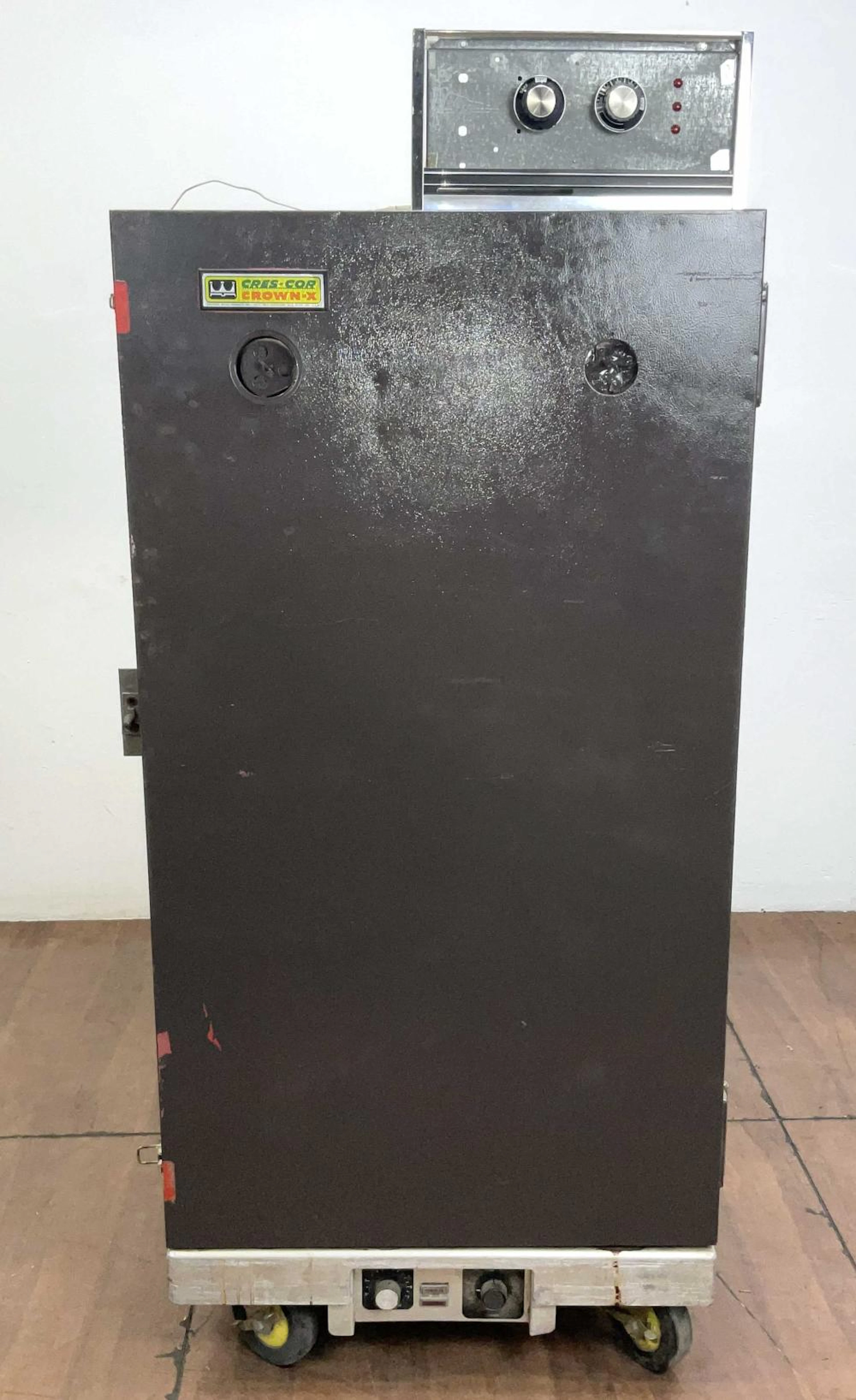 Cres-Cor Industrial Roast & Hold Ove