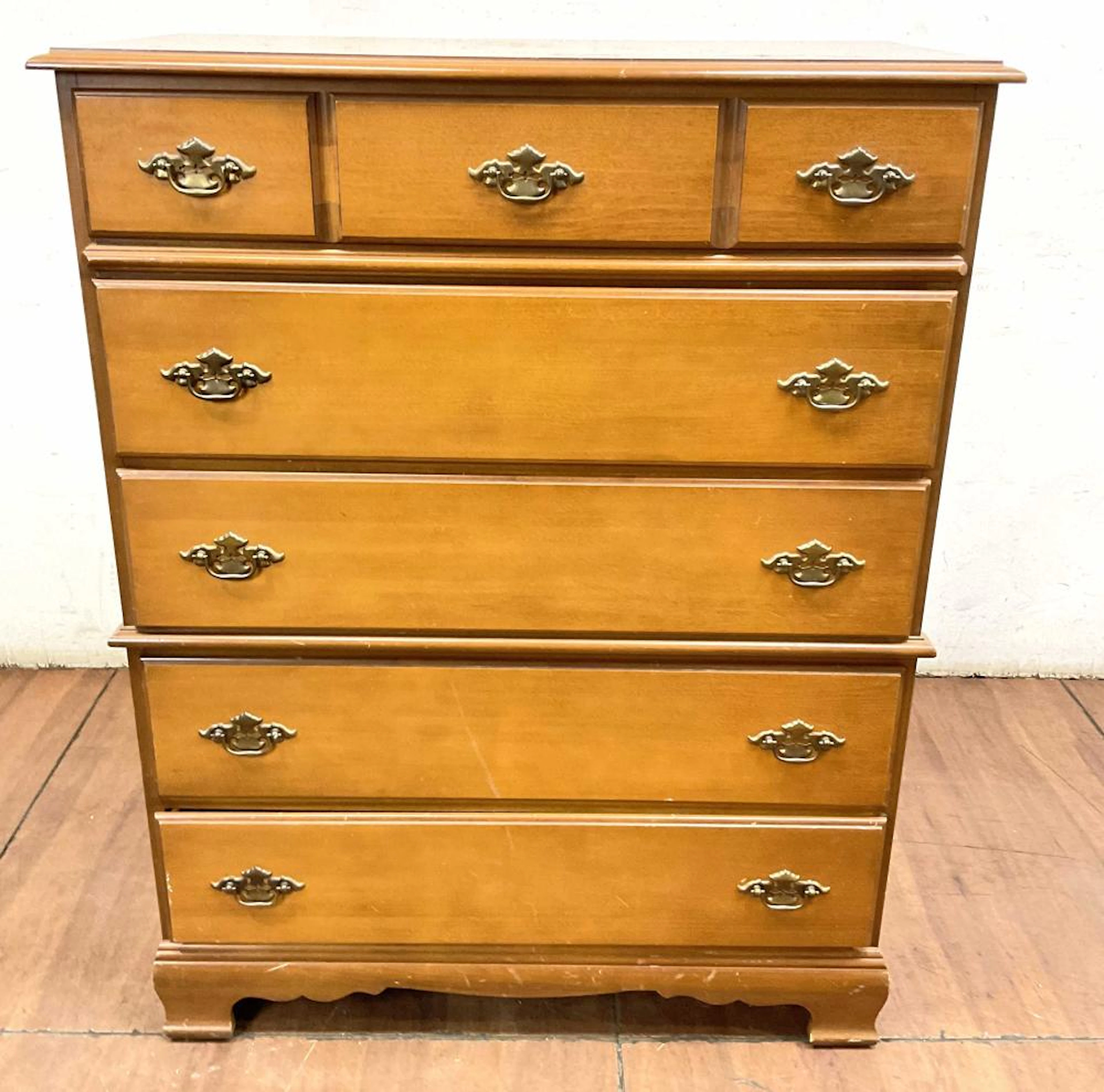 Bassett Furniture Americana Maple Chest Of Drawers