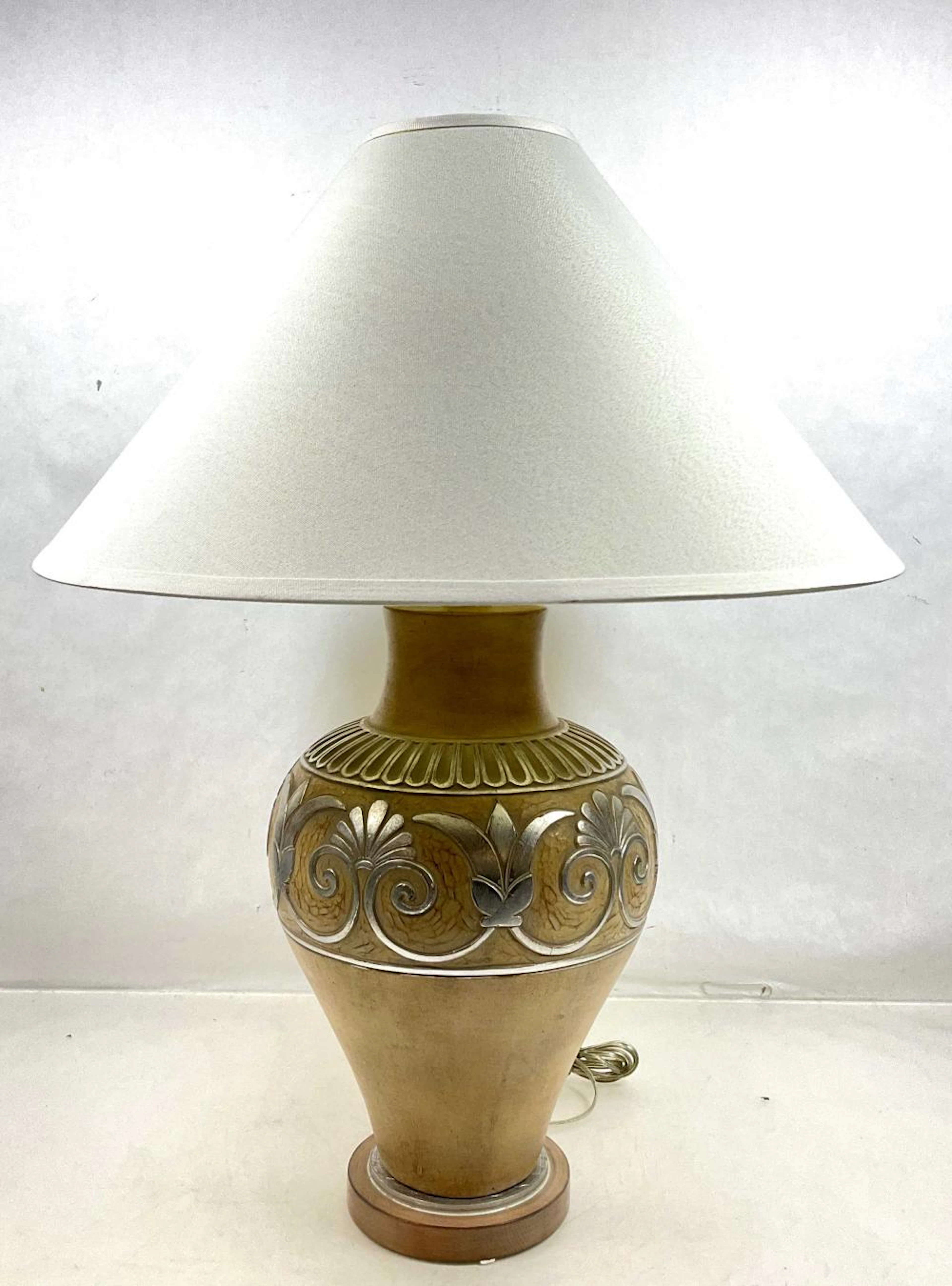 Traditional Style Ceramic Vase Table Lamp