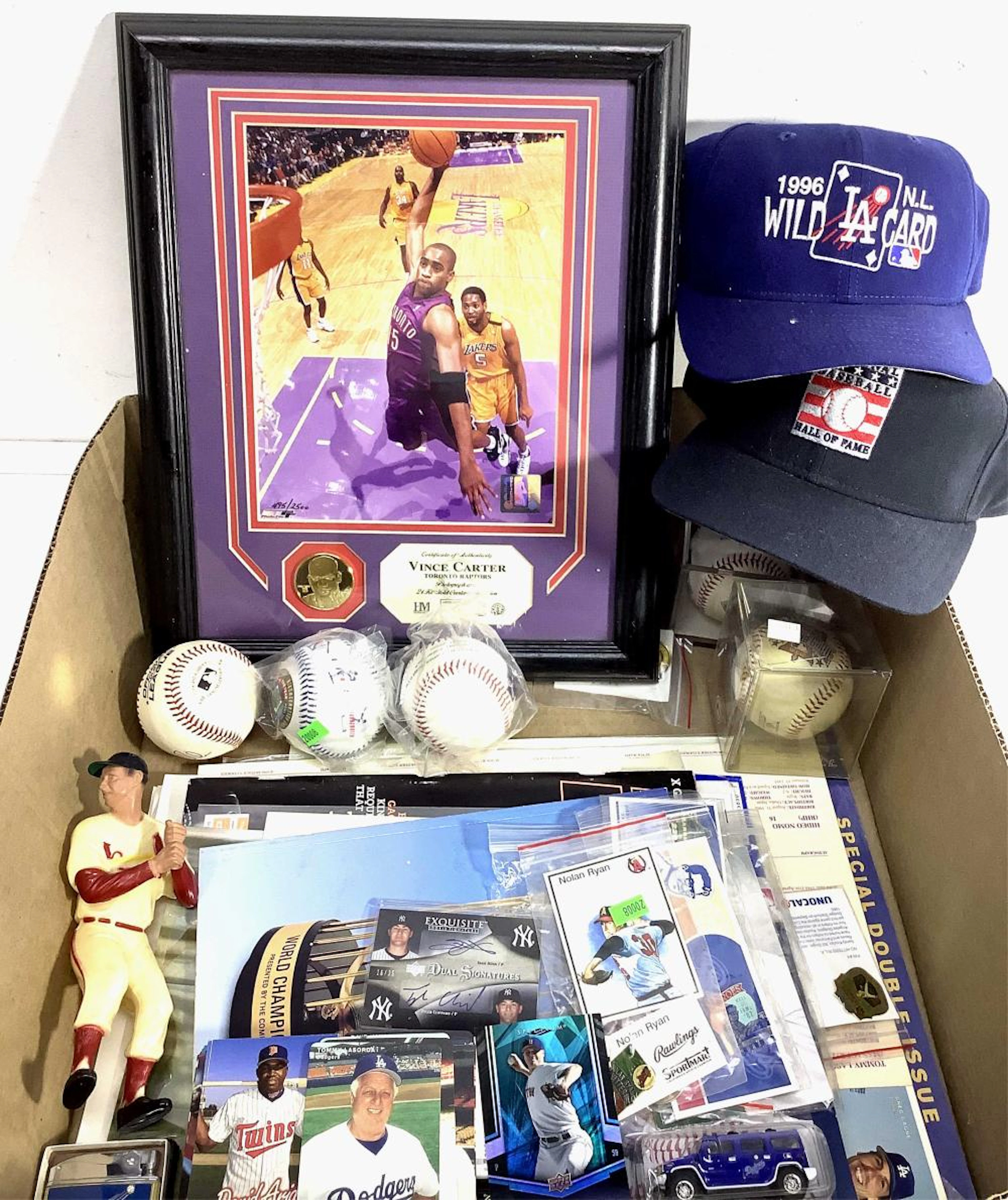 Sports Memorabilia, Baseball, Basketball
