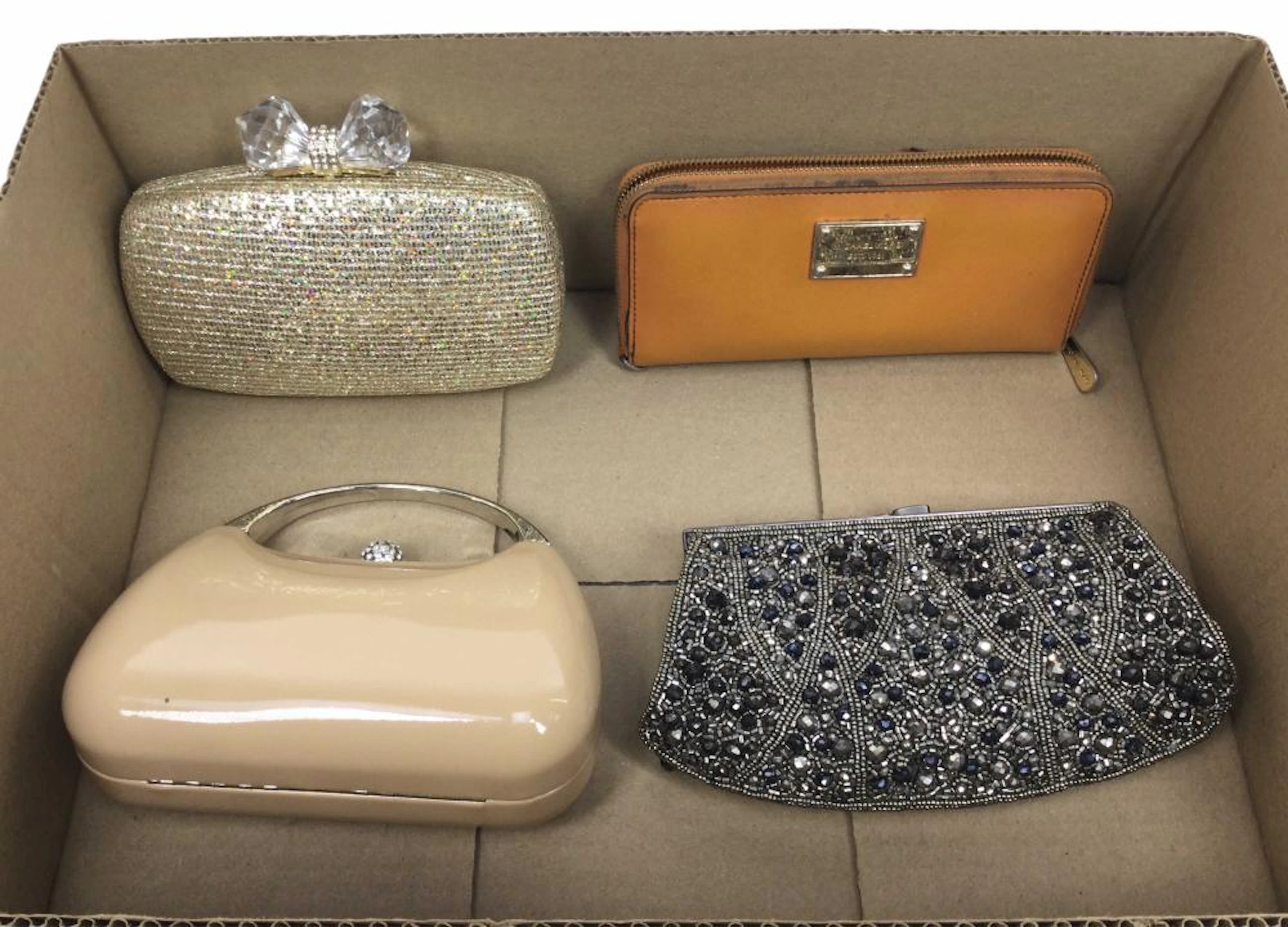 (4pc) Women?s Fashion Clutches
