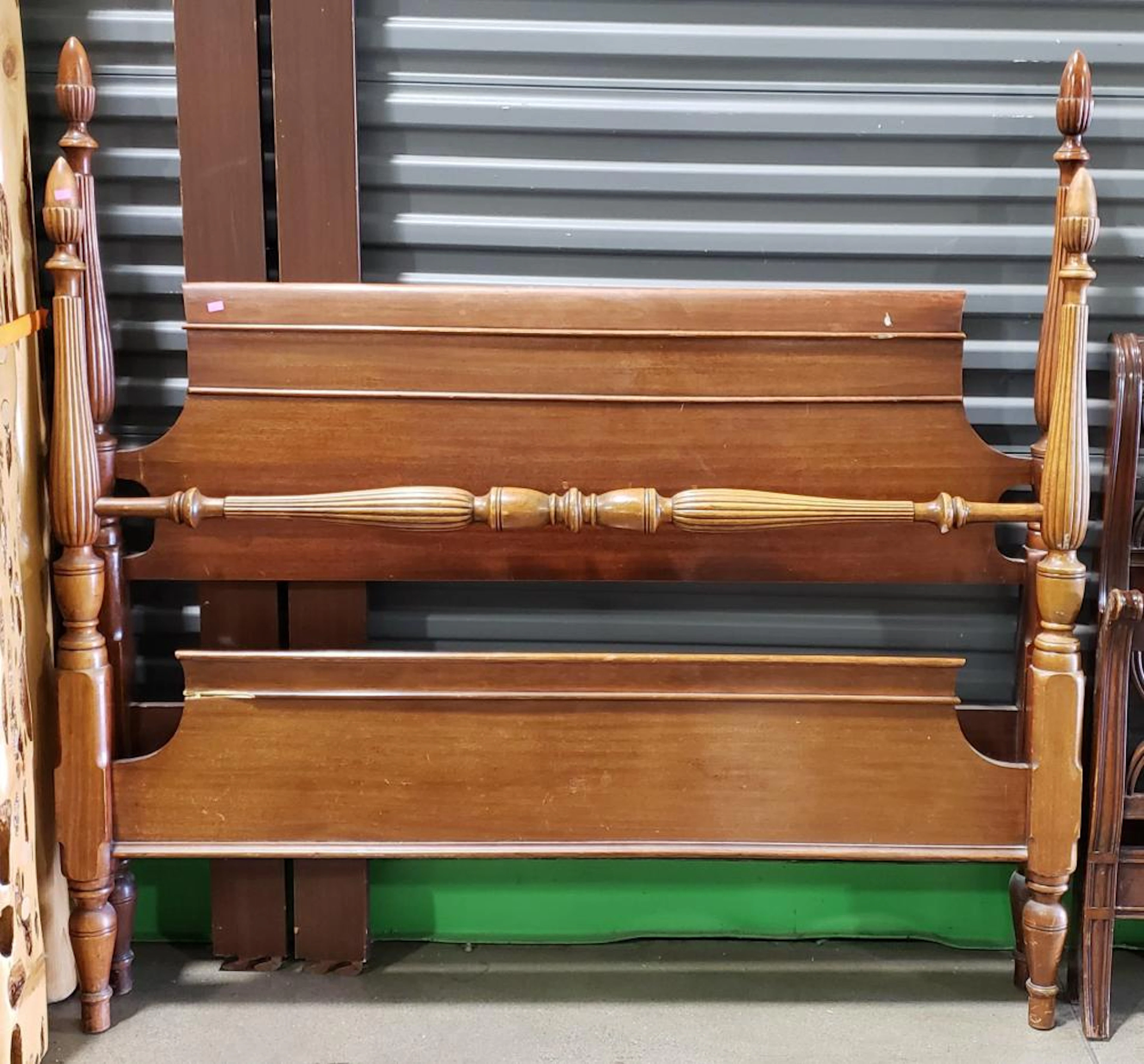 Traditional 4-poster Full Size Bedstead