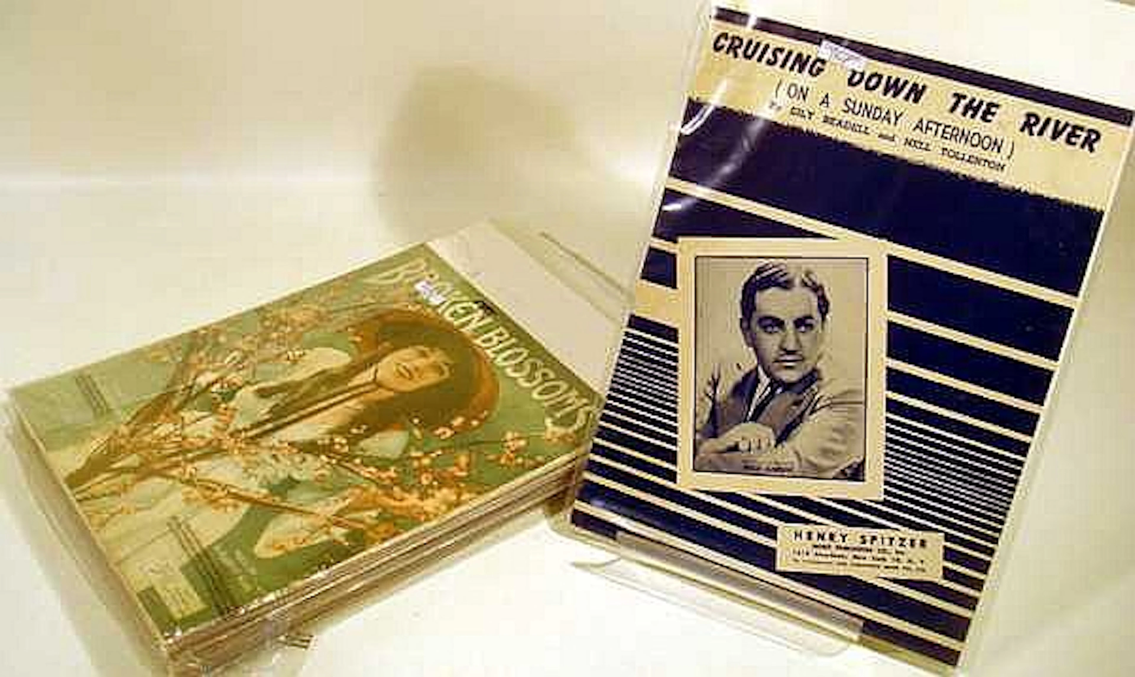 40Pcs Ukulele DECORATIVE ANTIQUE SHEET MUSIC c1919-1945...