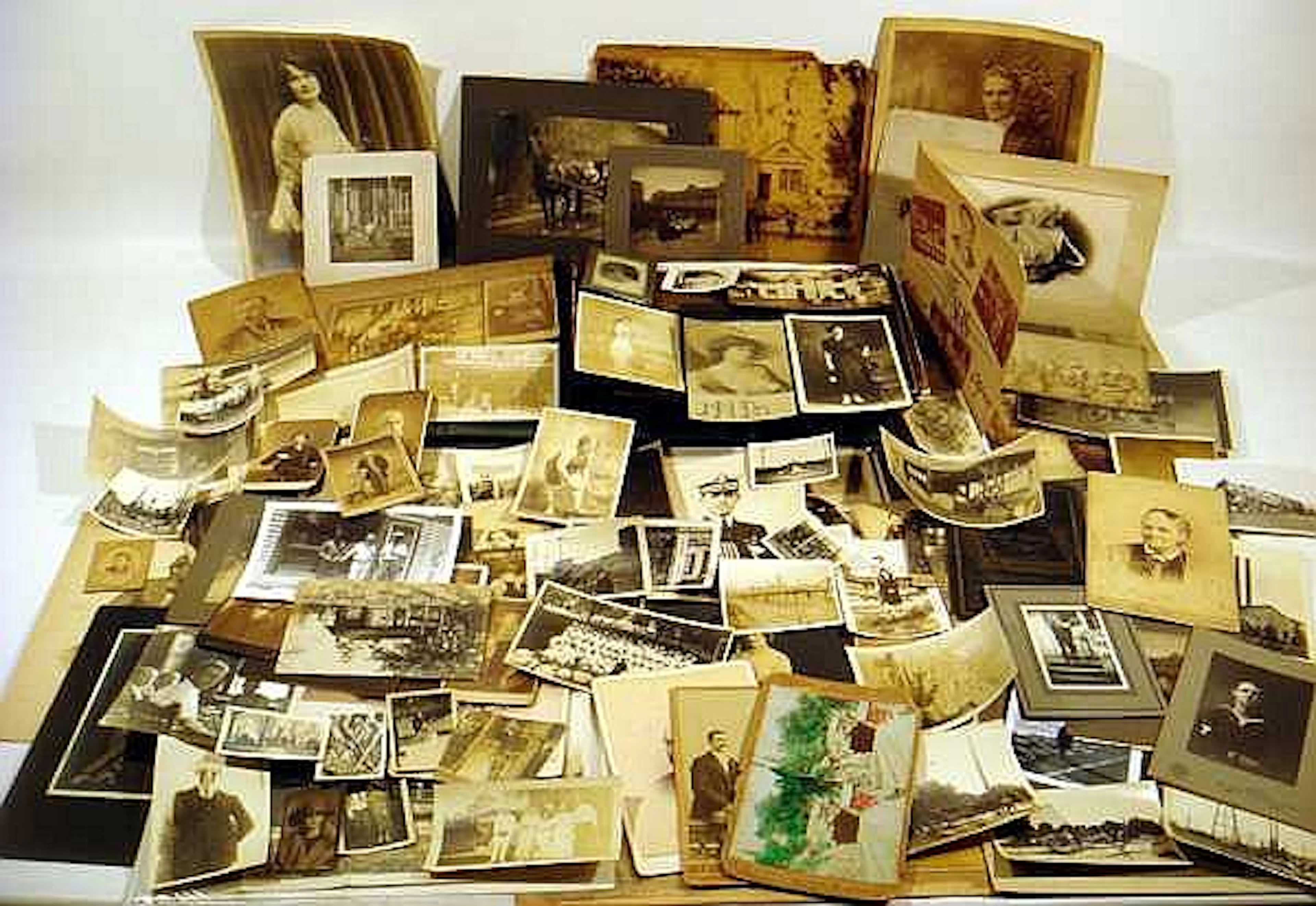 2V + 100Pcs CDV's Cadaver Flappers ANTIQUE PHOTOGRAPHS...