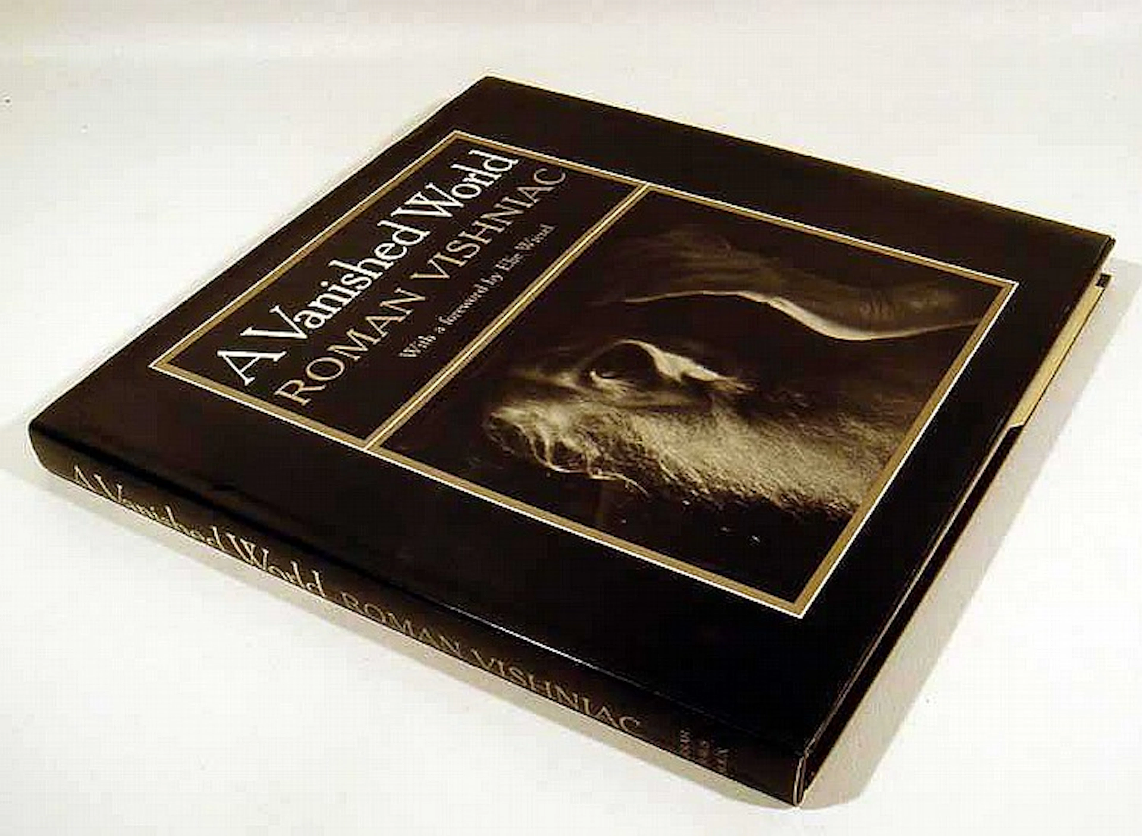 Roman Vishniac A VANISHED WORLD 1983 Author-Signed First...