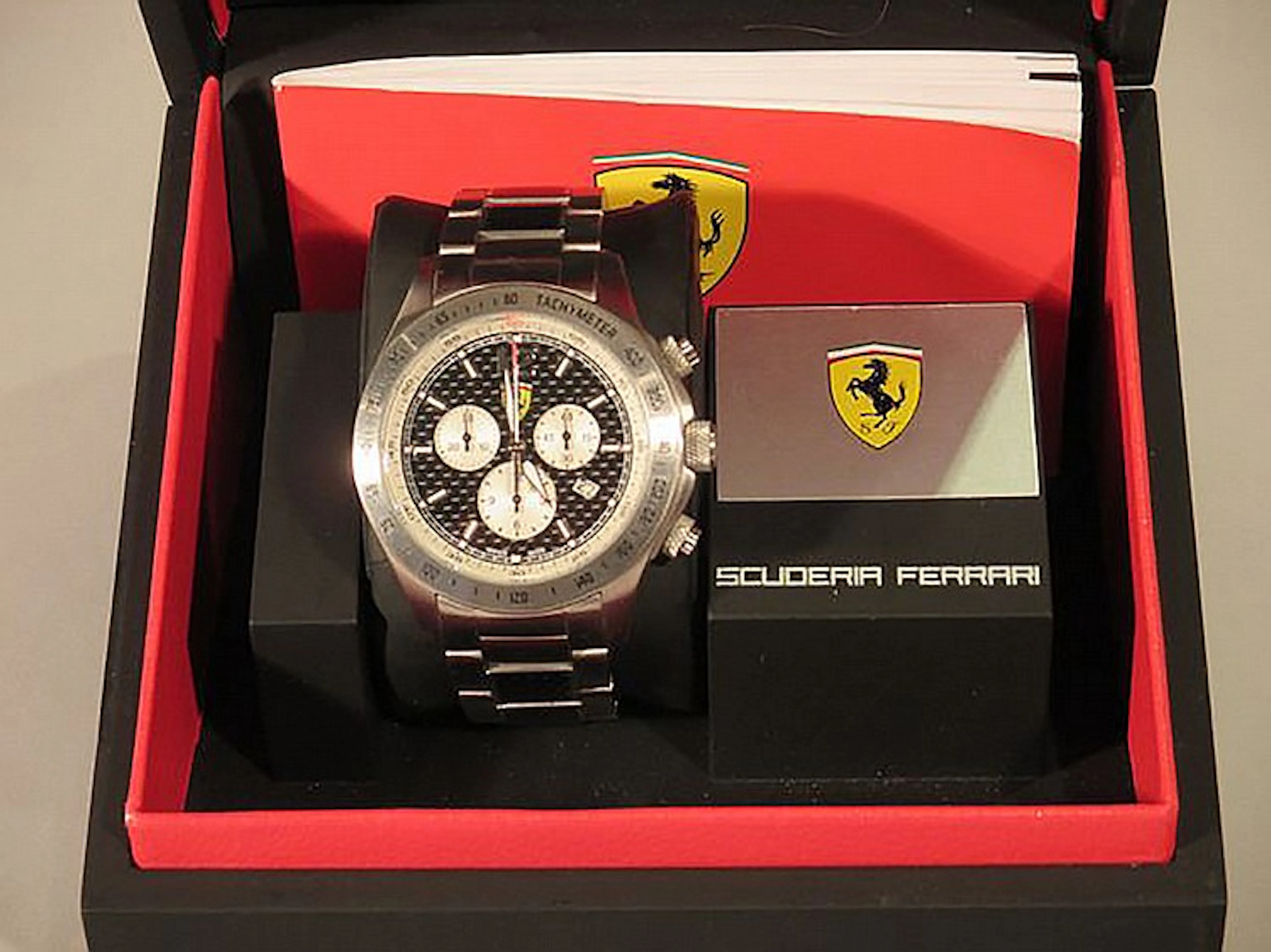 FERRARI. MONTRE