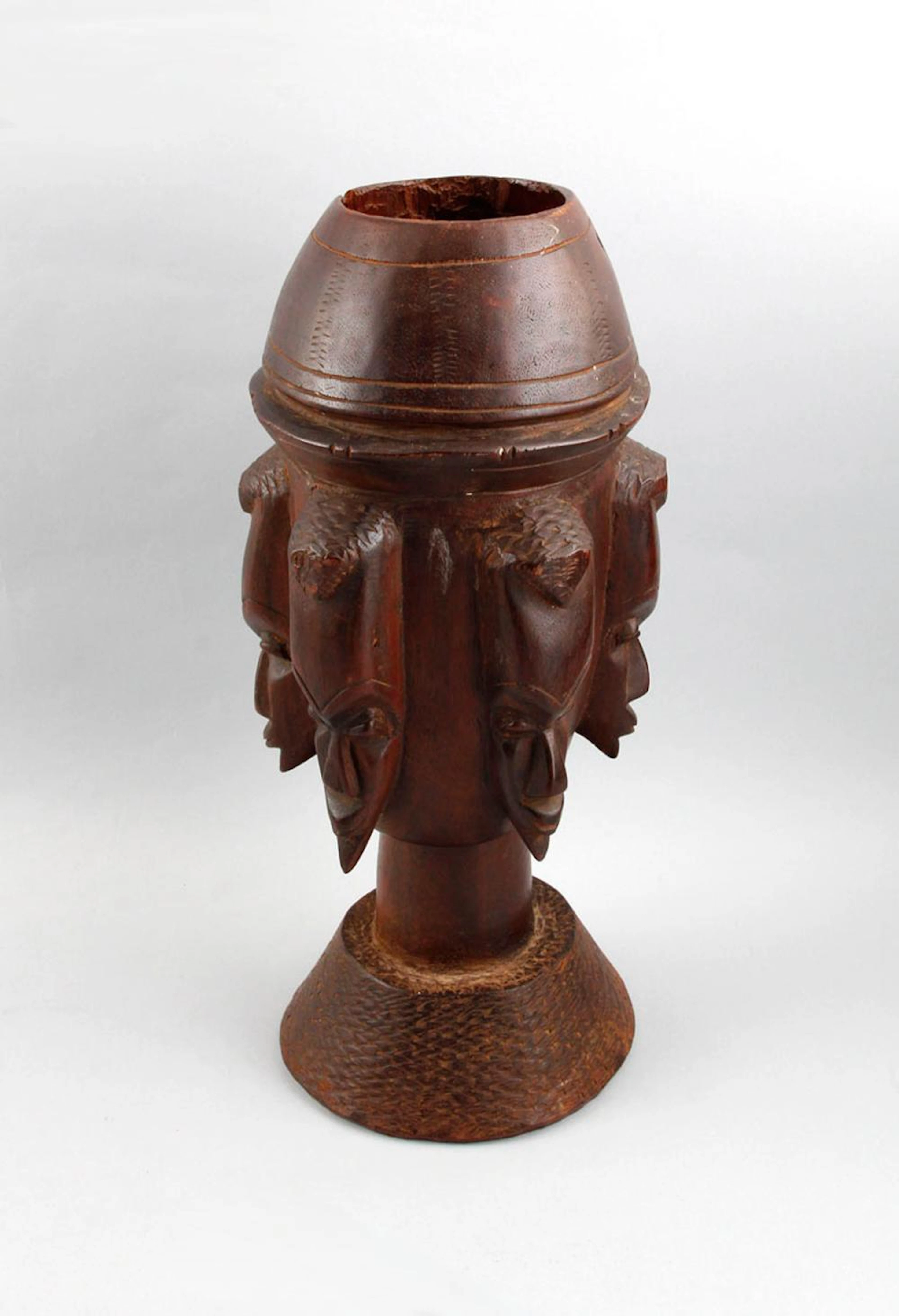 Afrikanisches Figuren-Gefäß