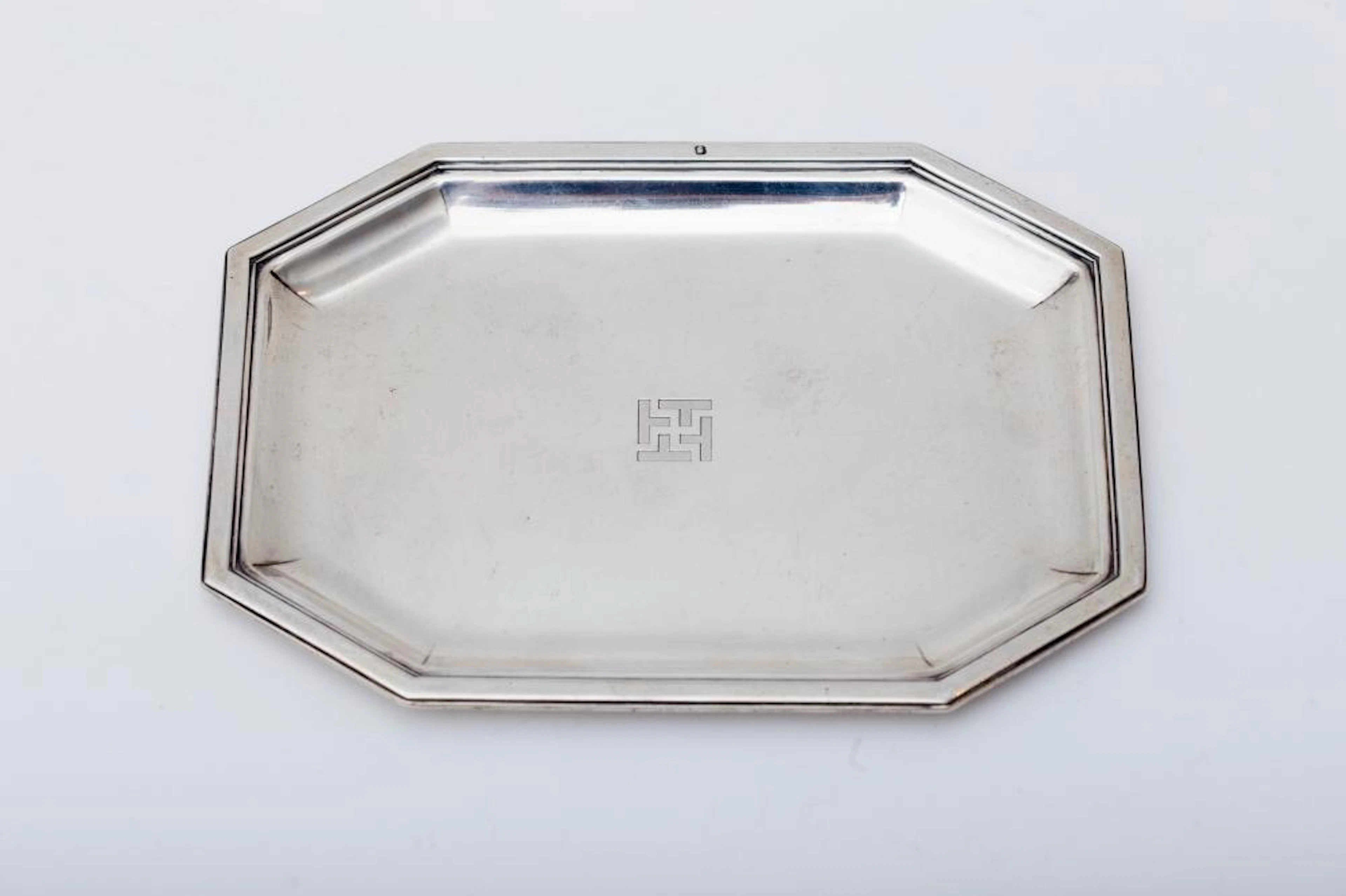 Coin tray