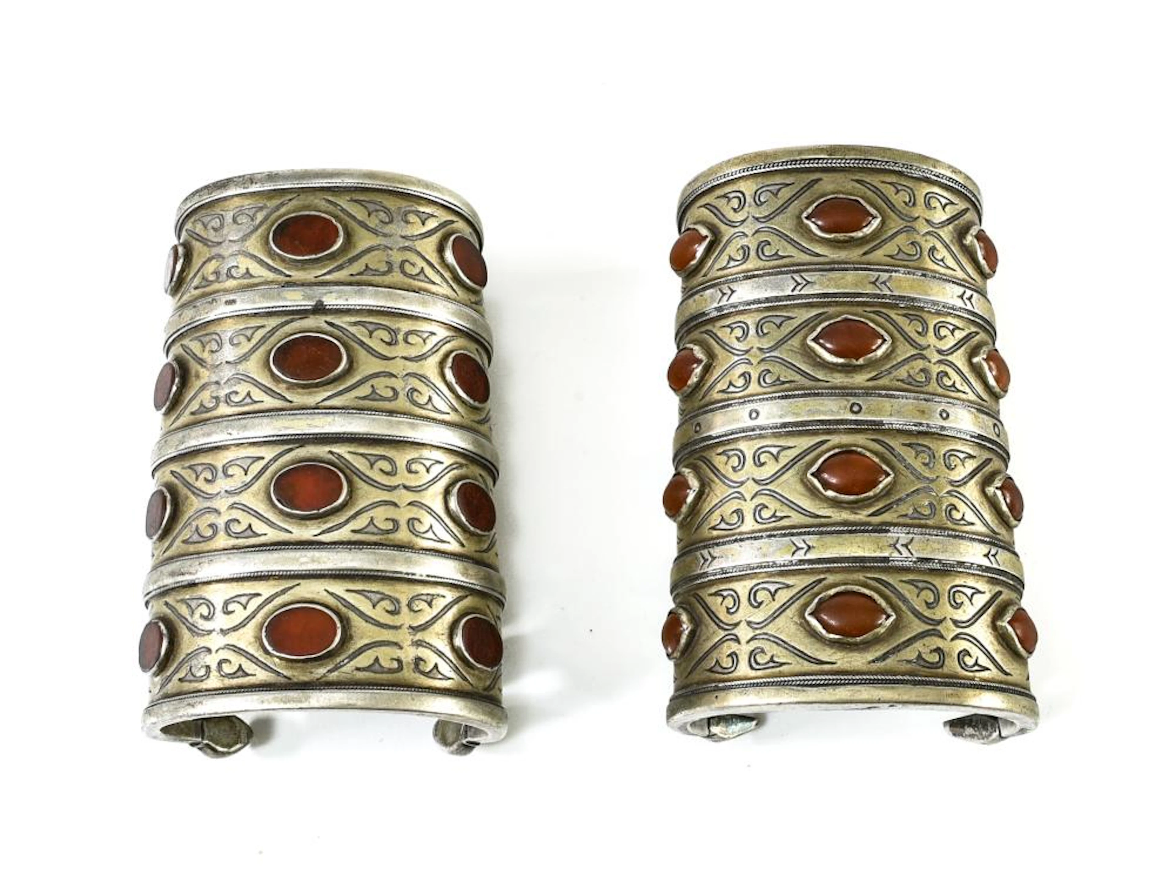 Pair of Bilezik lady's bracelets