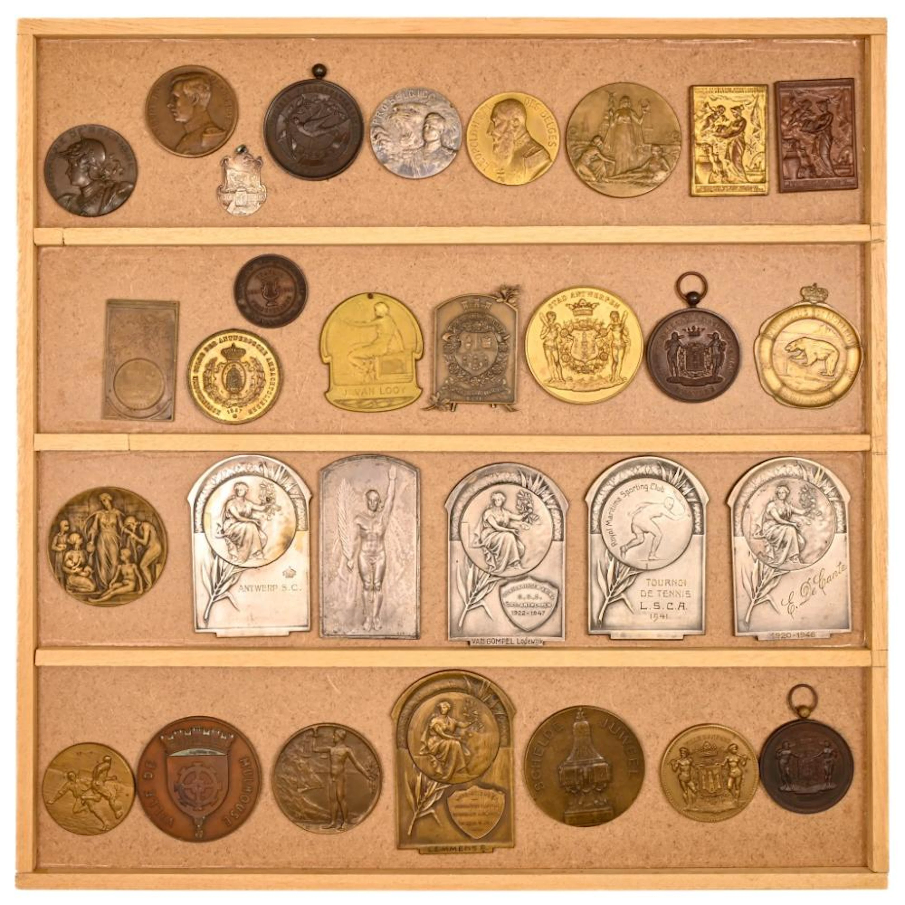 BELGIUM Contests and associations in Antwerp