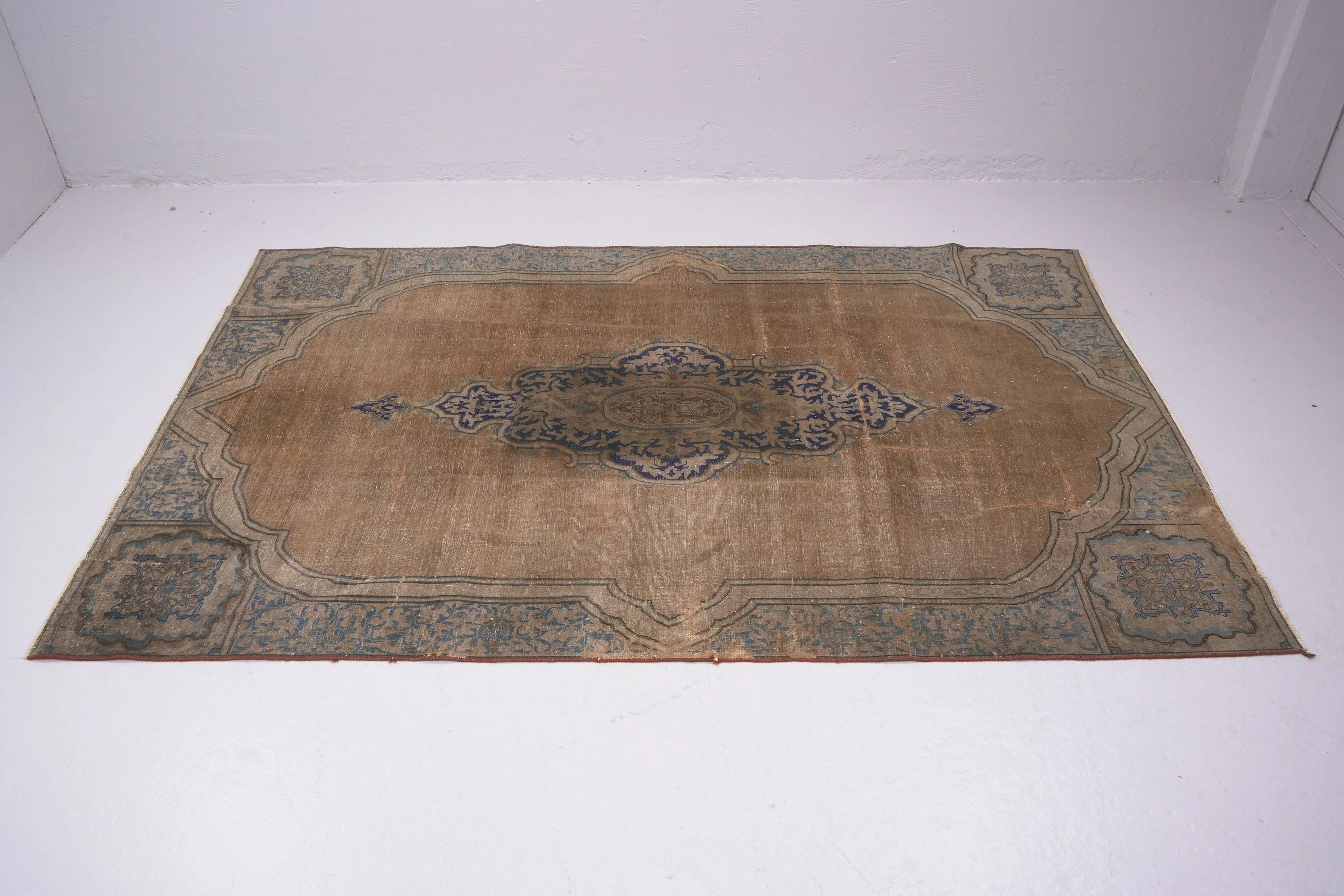 MATTA, orient, Vintage, 233x190