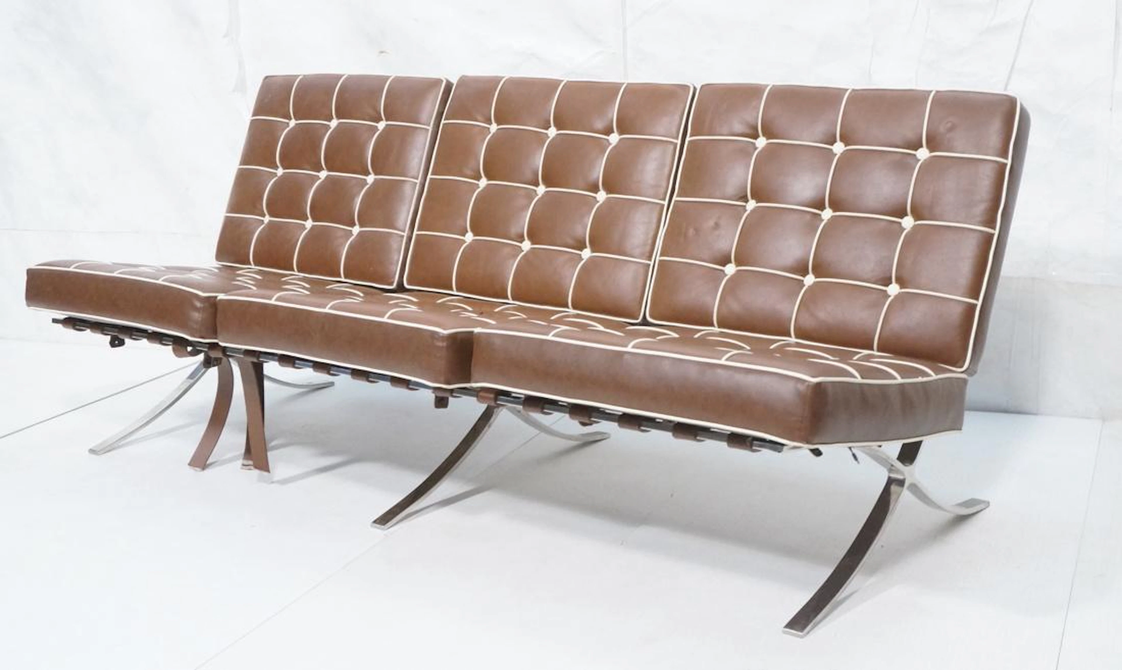 KNOLL Style Barcelona Sofa Couch. Brown leather t