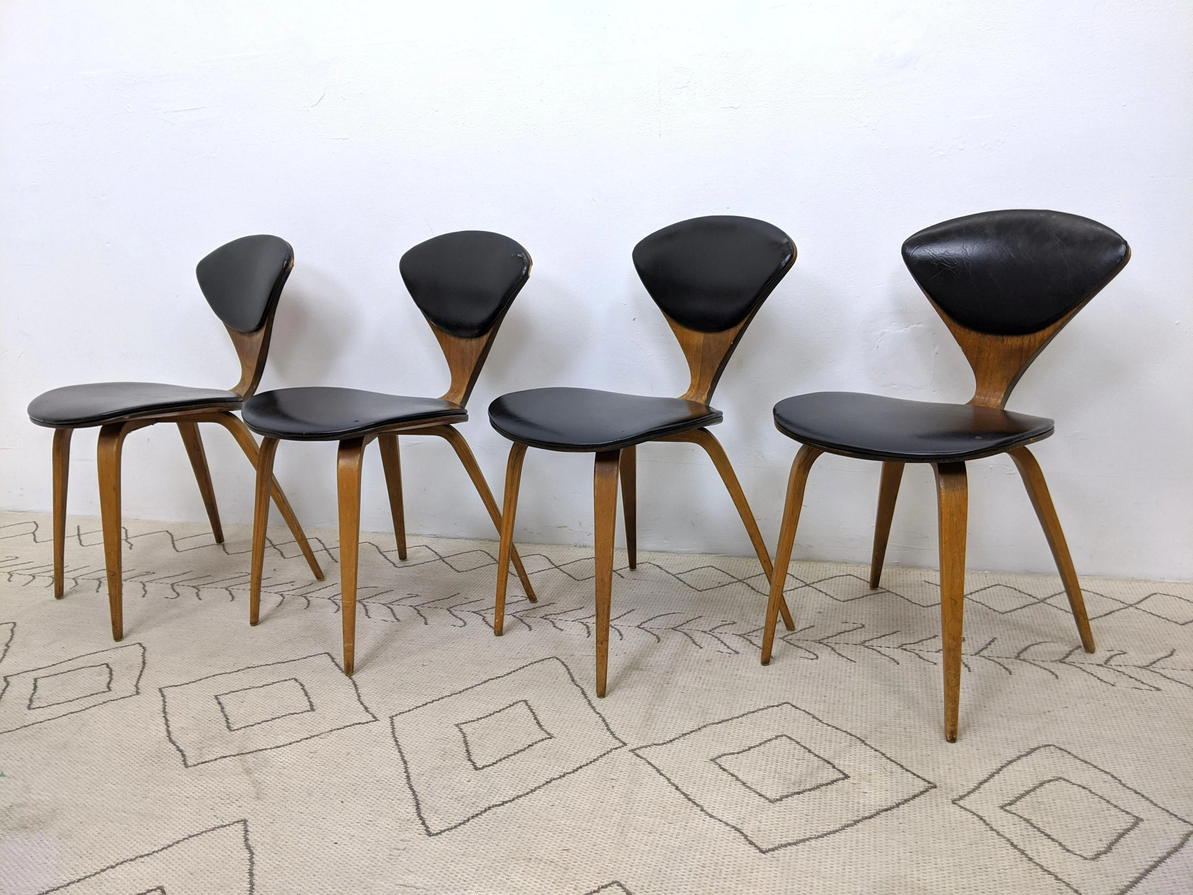 Set 4 NORMAN CHERNER Plycraft Side Chairs. Black Vinyl