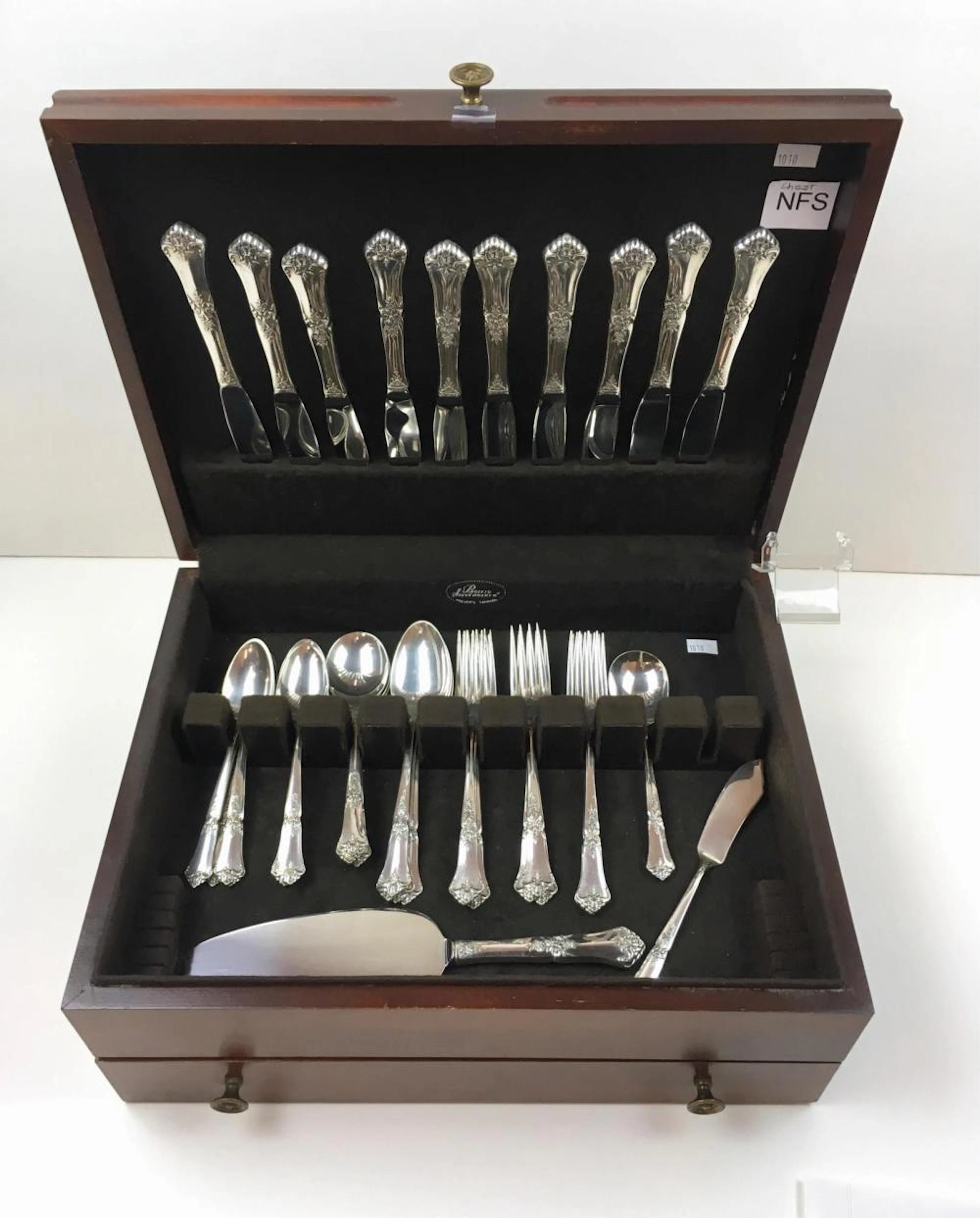40 PCS STERLING FLATWARE "STATELY"