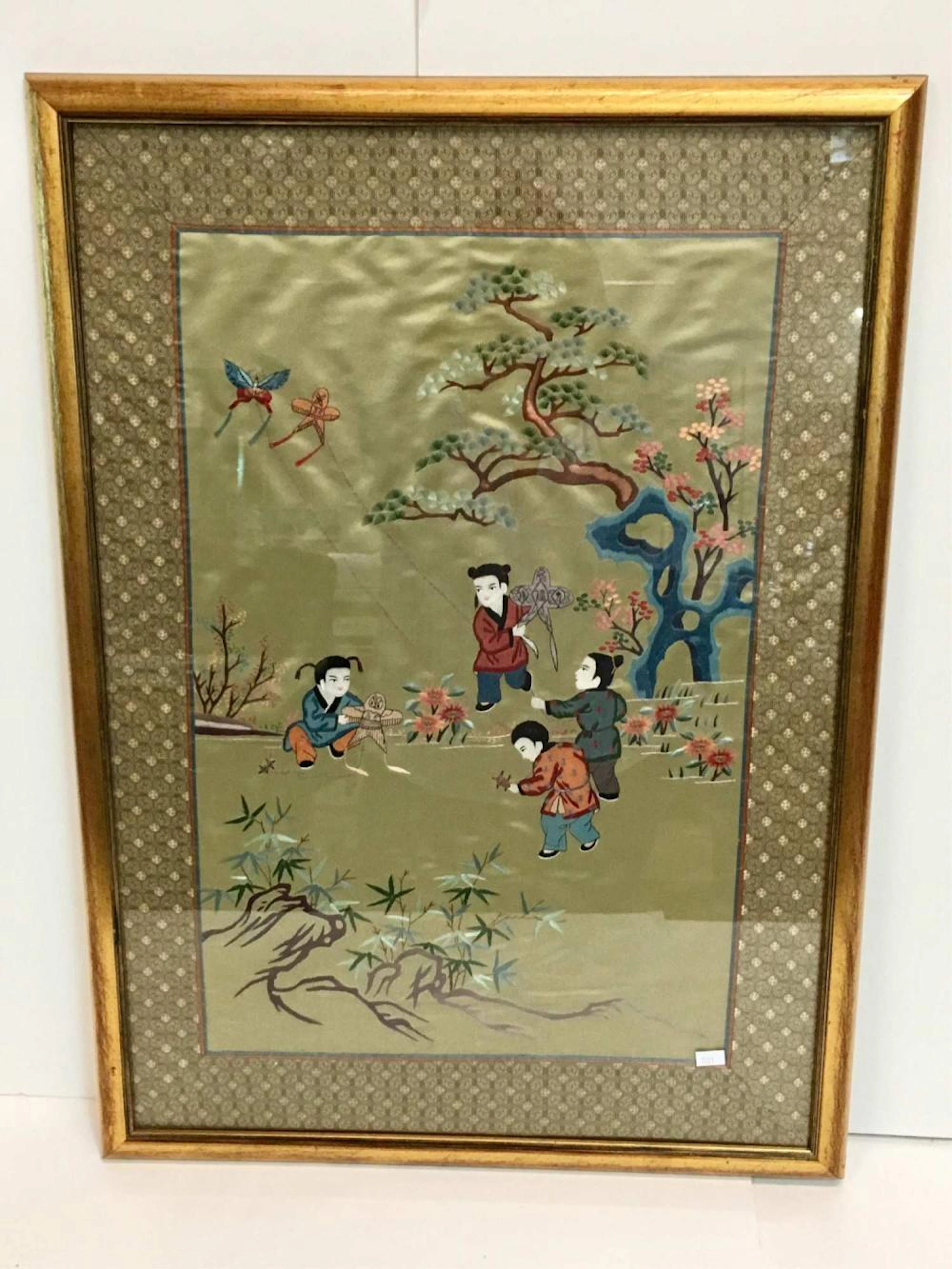 FRAMED CHINESE SILK EMBROIDERY