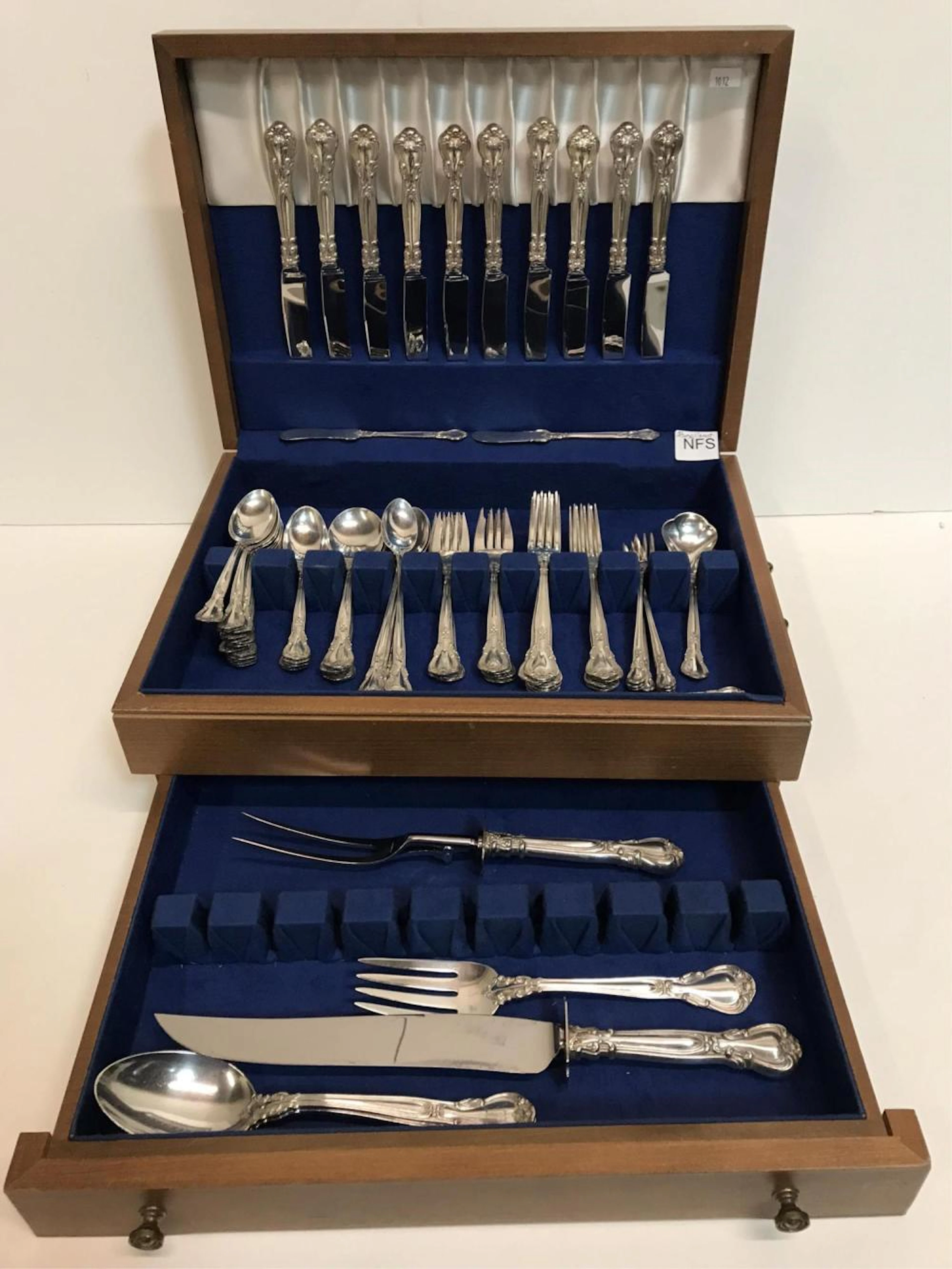 83 PIECE ?CHANTILLY? GORHAM STERLING FLATWARE
