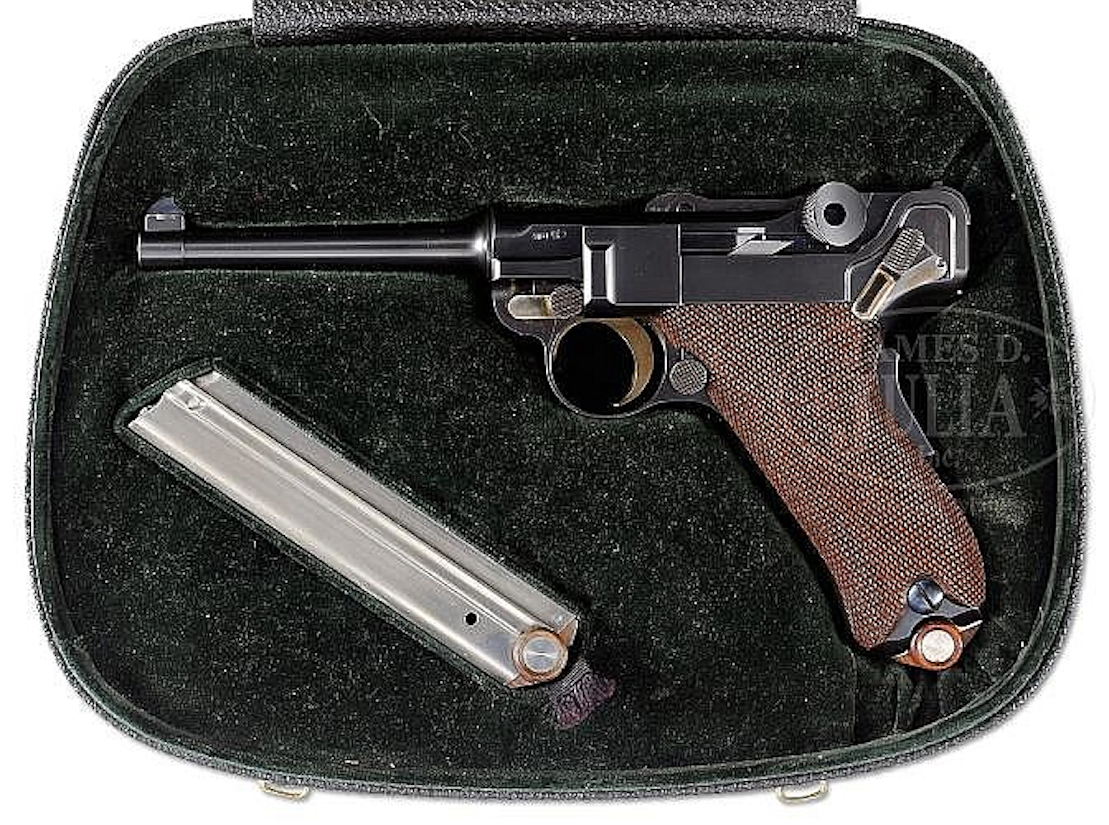 OUTSTANDING CASED PRESENTATION DWM 1902 LUGER.
