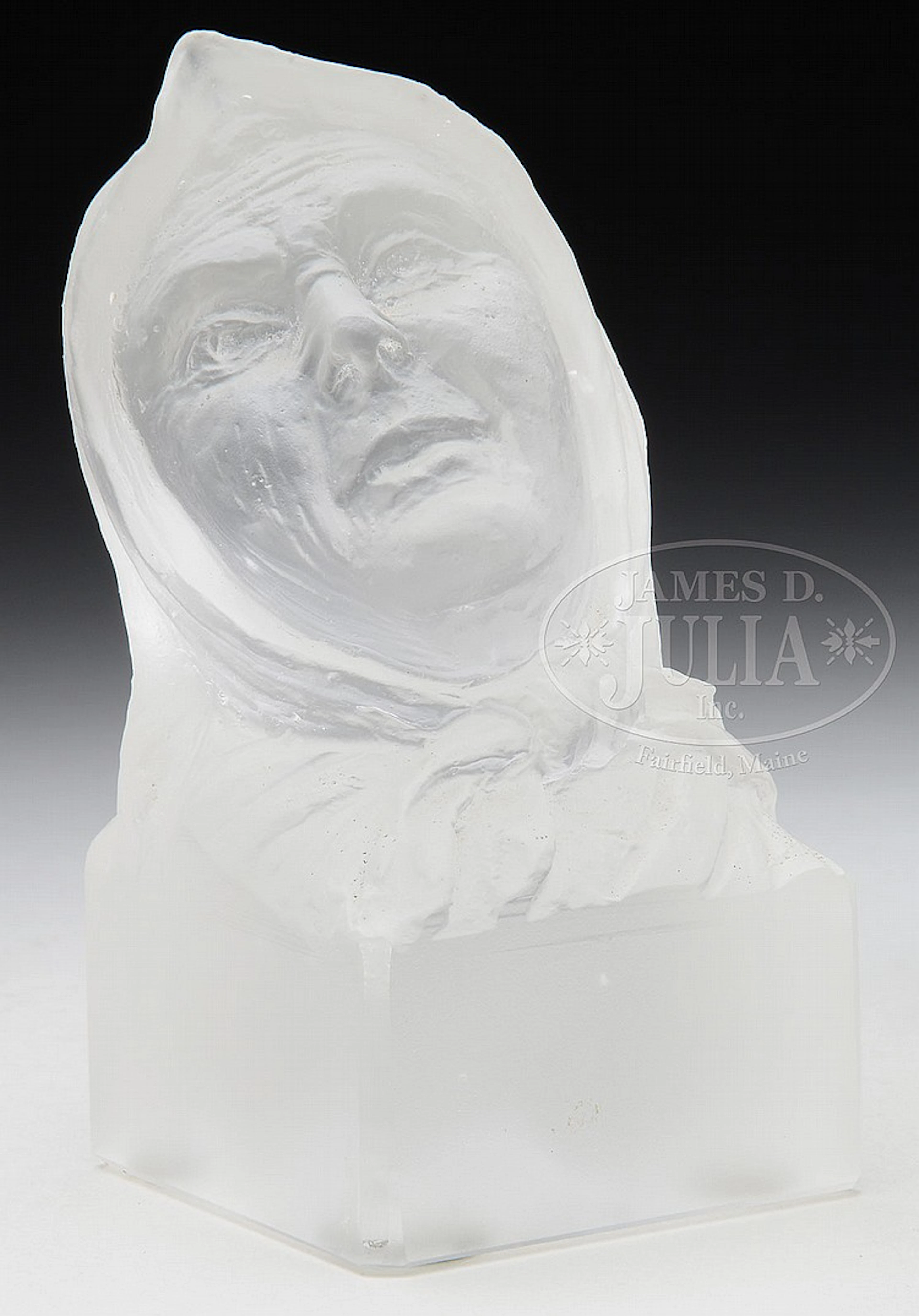 STEUBEN CIRE PERDUE BUST.