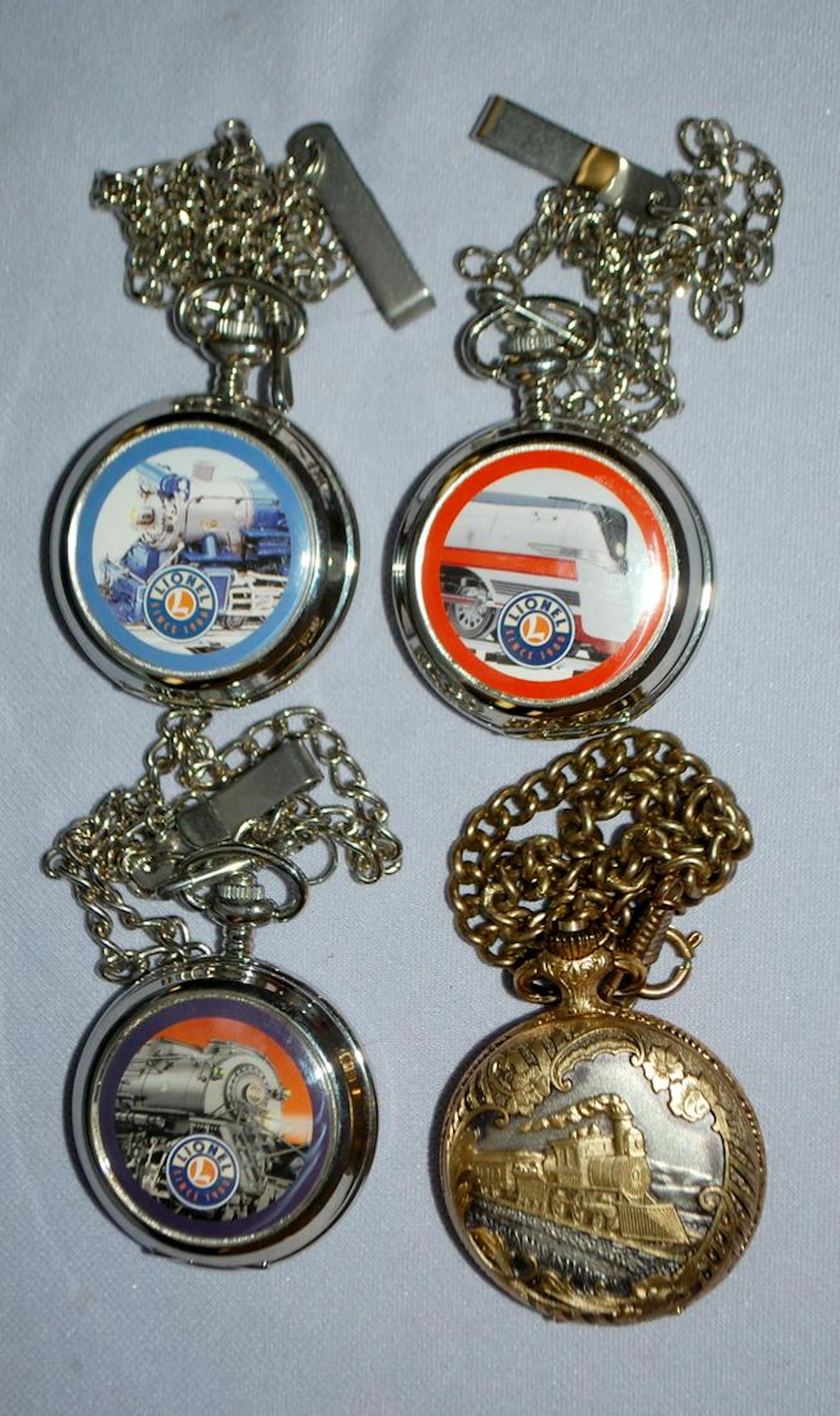 4 Train Related Pocket Watches, Lionel and Sears: 1.) 3