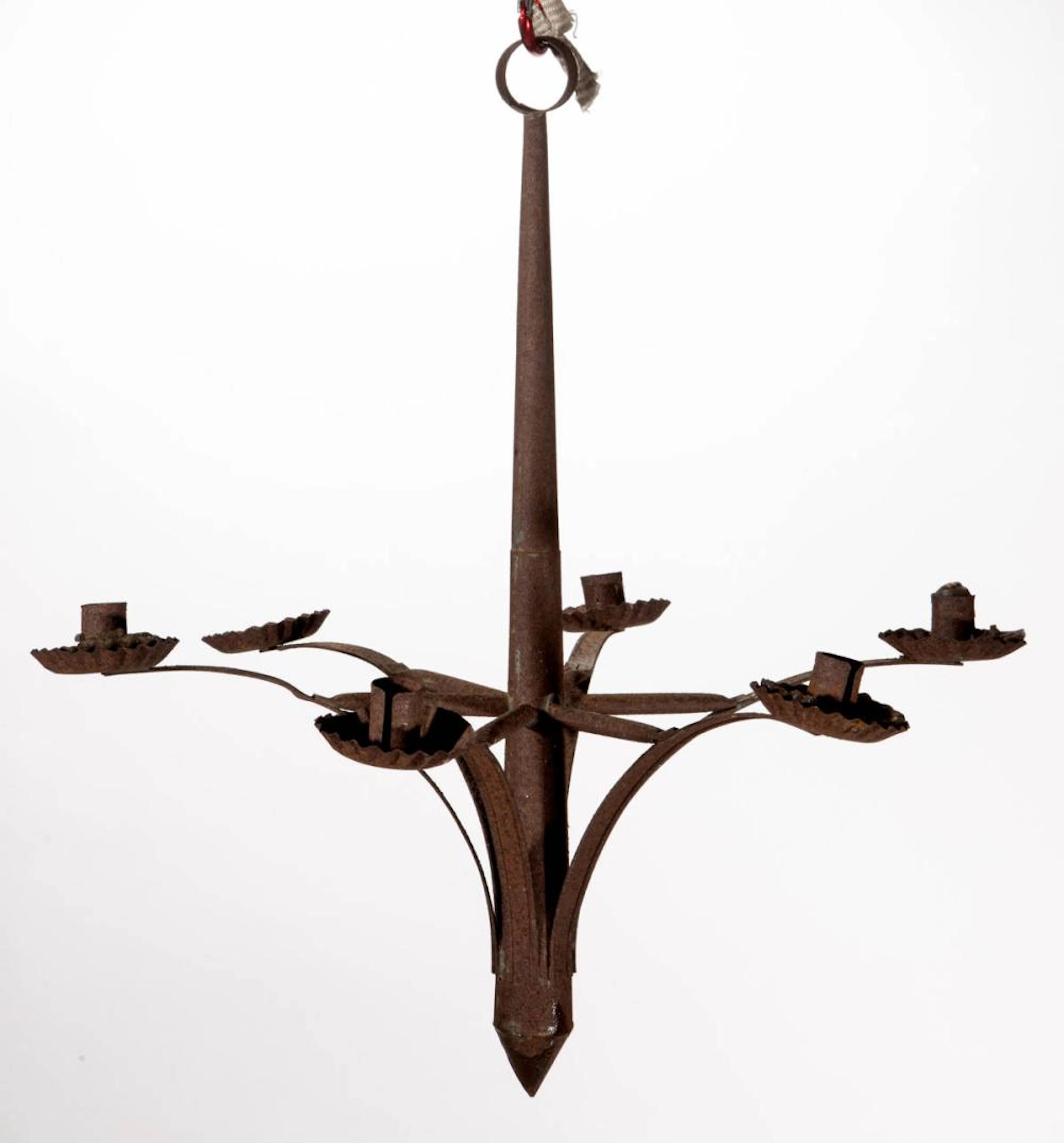 COUNTRY TIN CHANDELIER