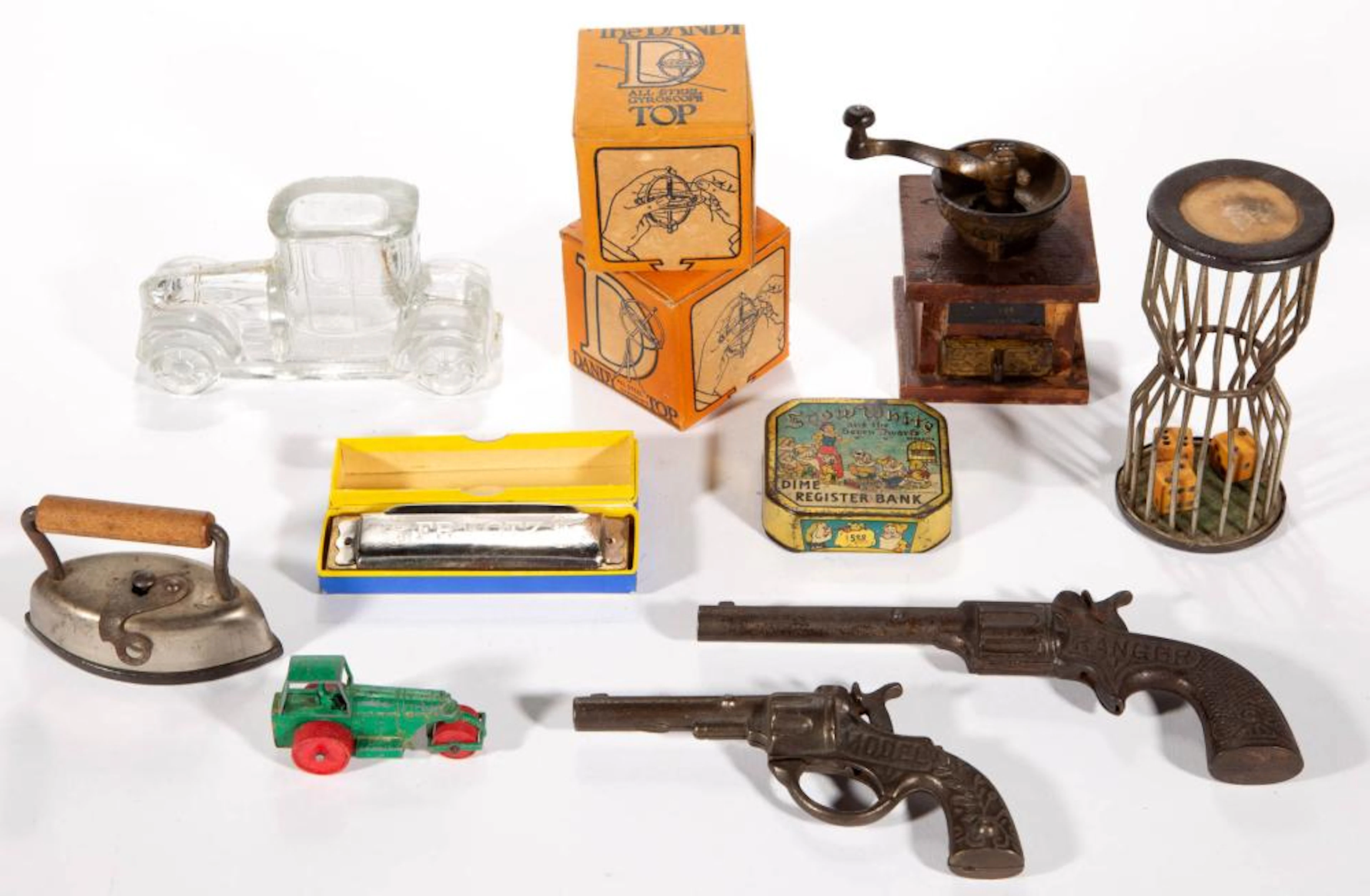 ASSORTED ANTIQUE AND VINTAGE TOYS, LOT OF TEN