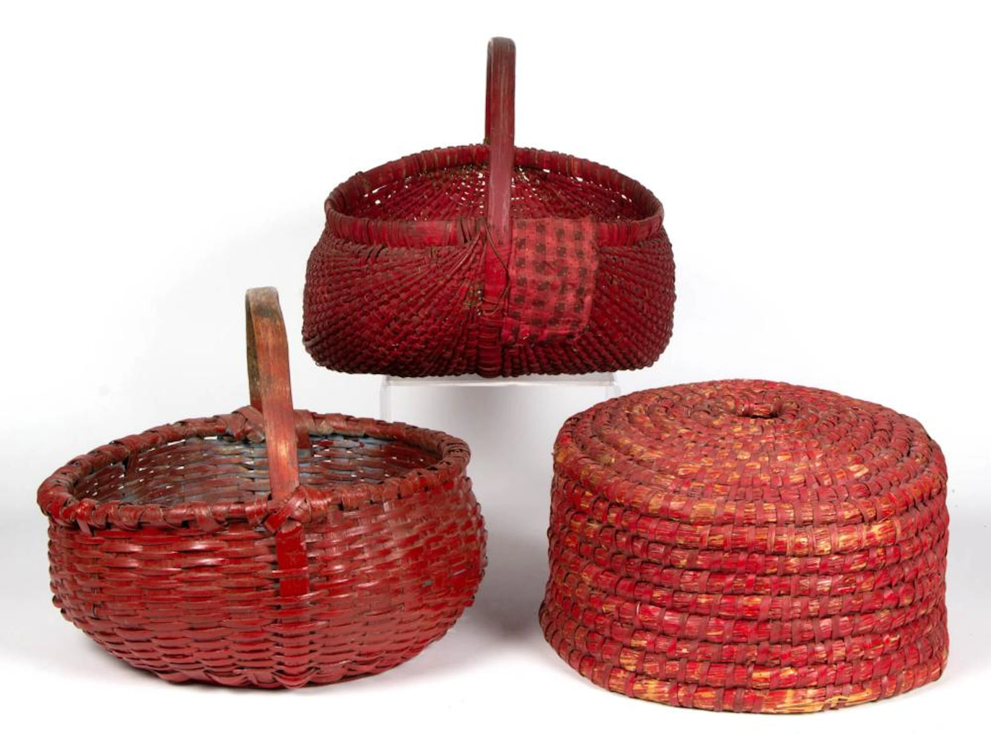 ASSORTED AMERICAN COUNTRY PAINTED BASKETS, LOT OF THREE