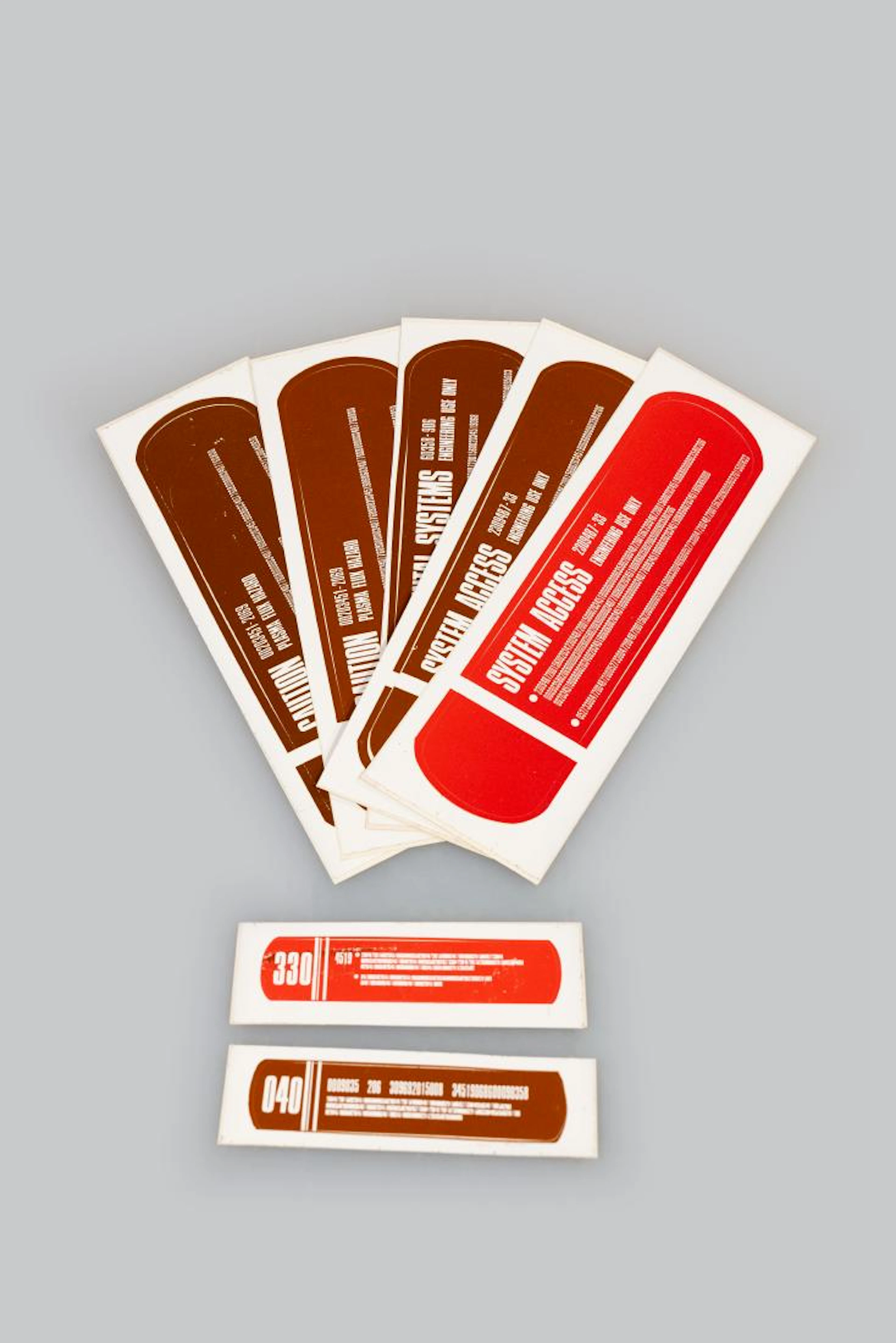 7 Star Trek: TNG capsule style unused Labels